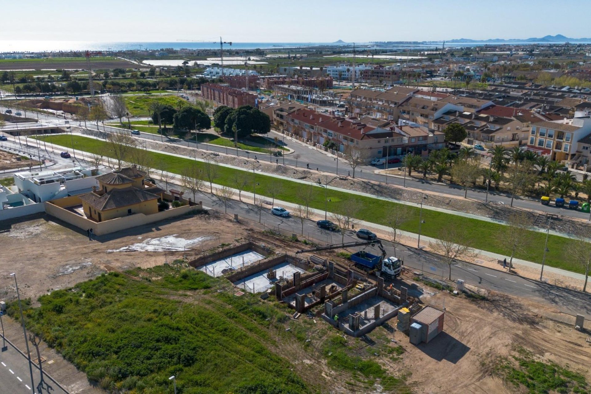 Neue Gebäude - Villa -
Pilar de la Horadada - pueblo