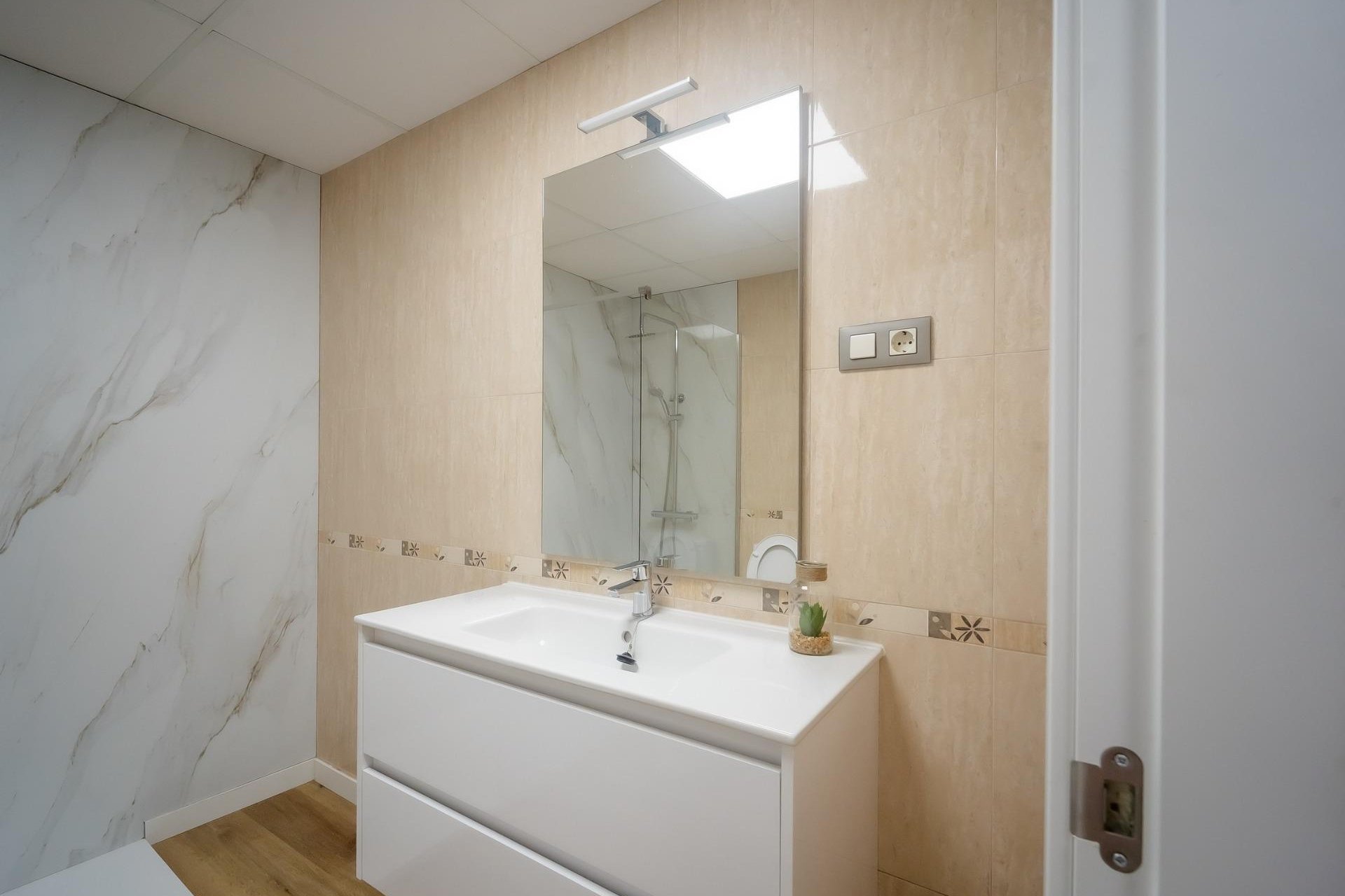 Neue Gebäude - Wohnung -
Cuevas Del Almanzora - Herrerias