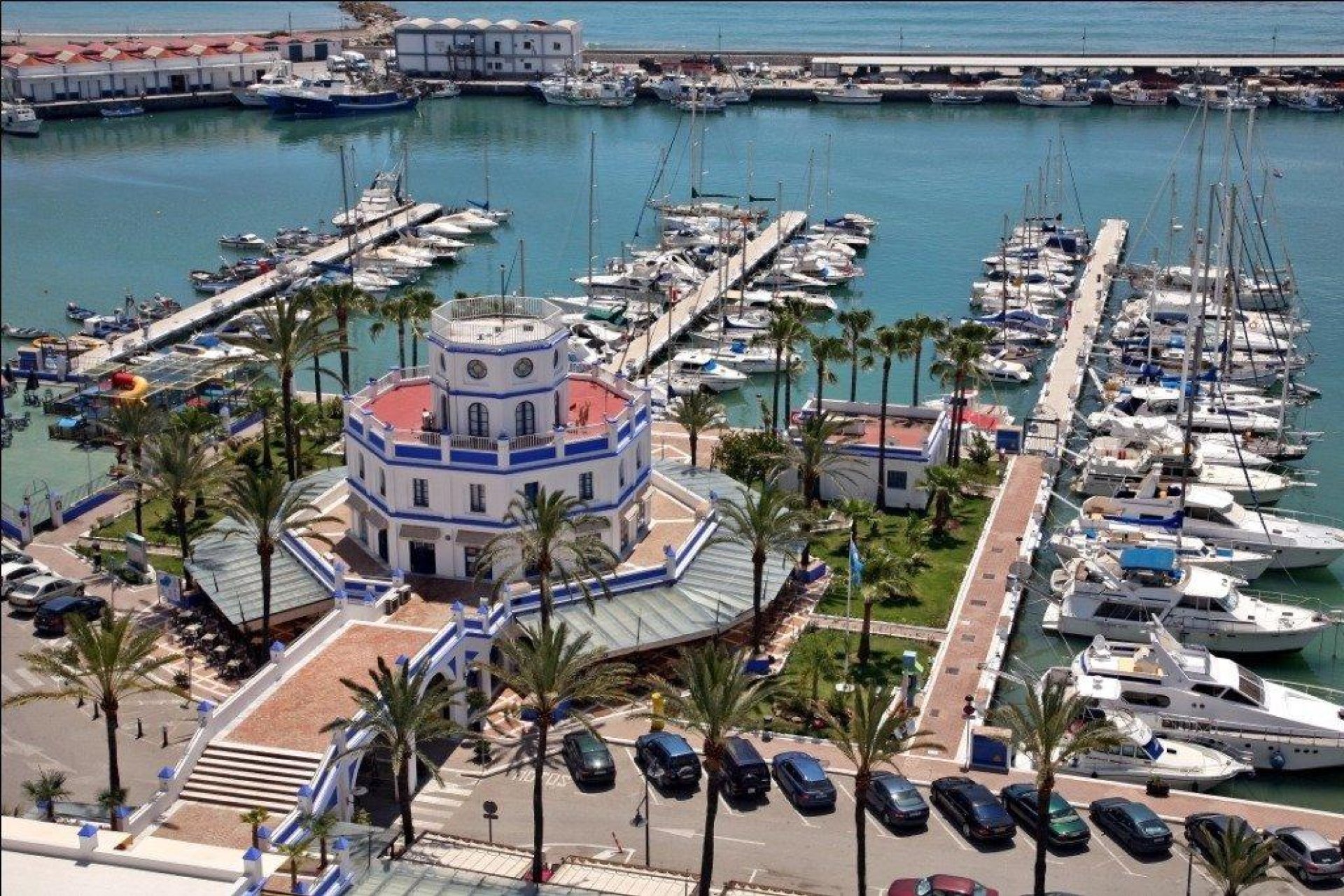 Neue Gebäude - Wohnung -
Estepona - Estepona Golf