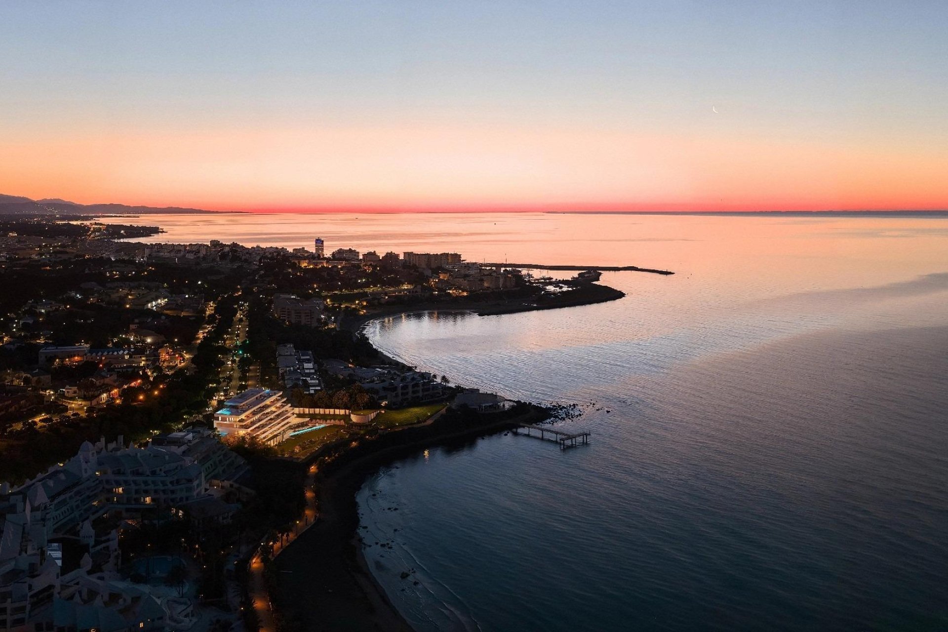 Nouvelle construction - Appartement -
Estepona - Playa De Guadalobon