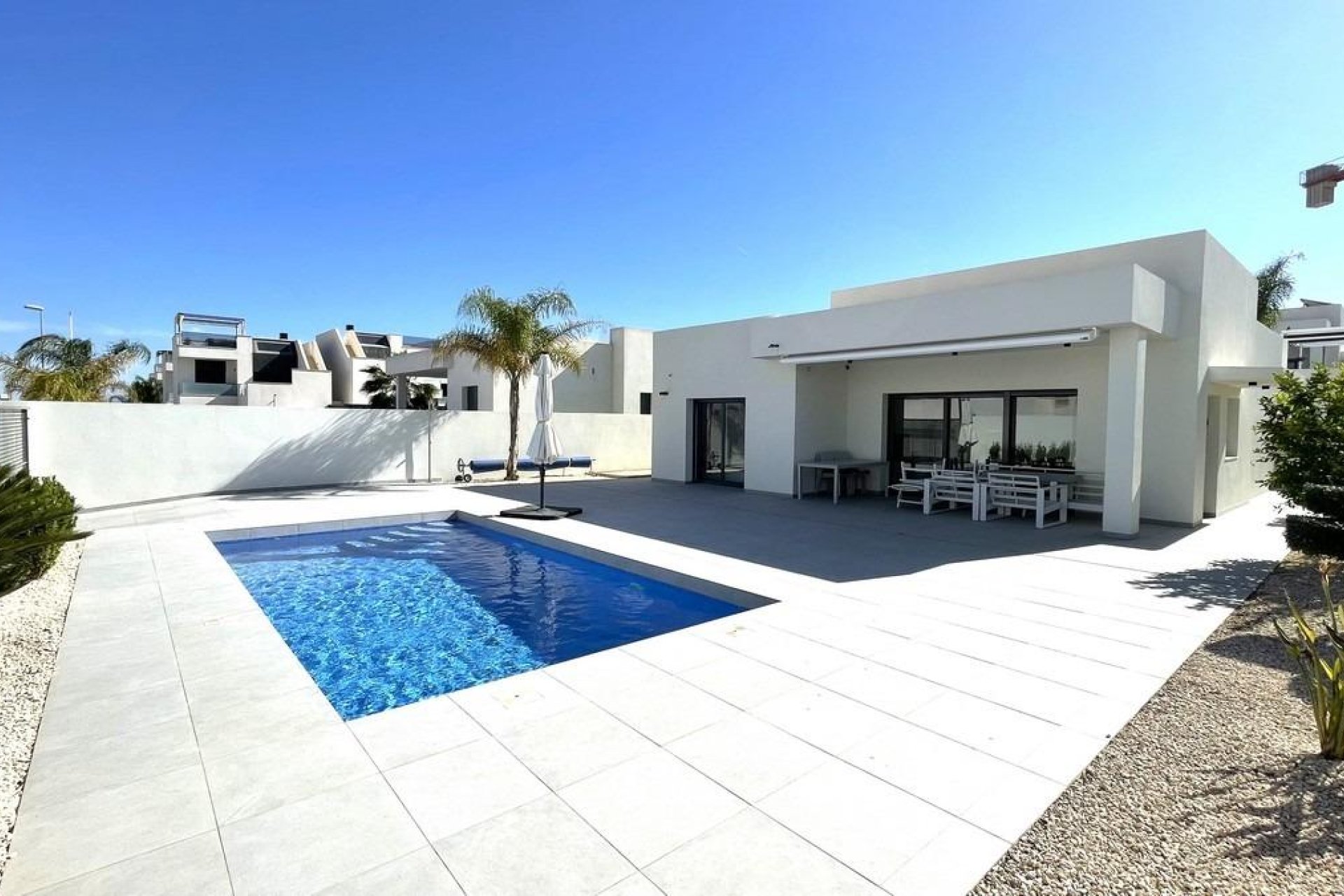 Nouvelle construction - Villa -
Rafal - polideportivo