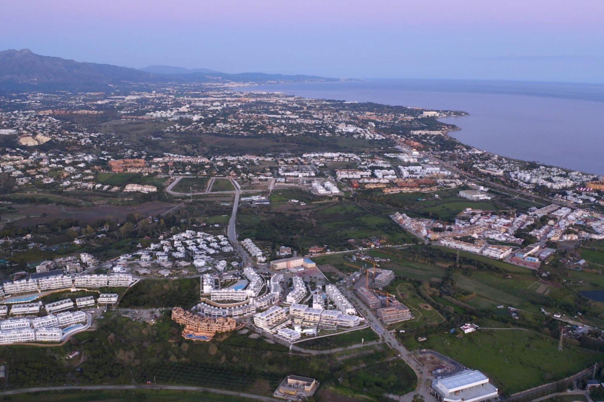 Obra nueva - Apartamento -
Estepona - Cancelada