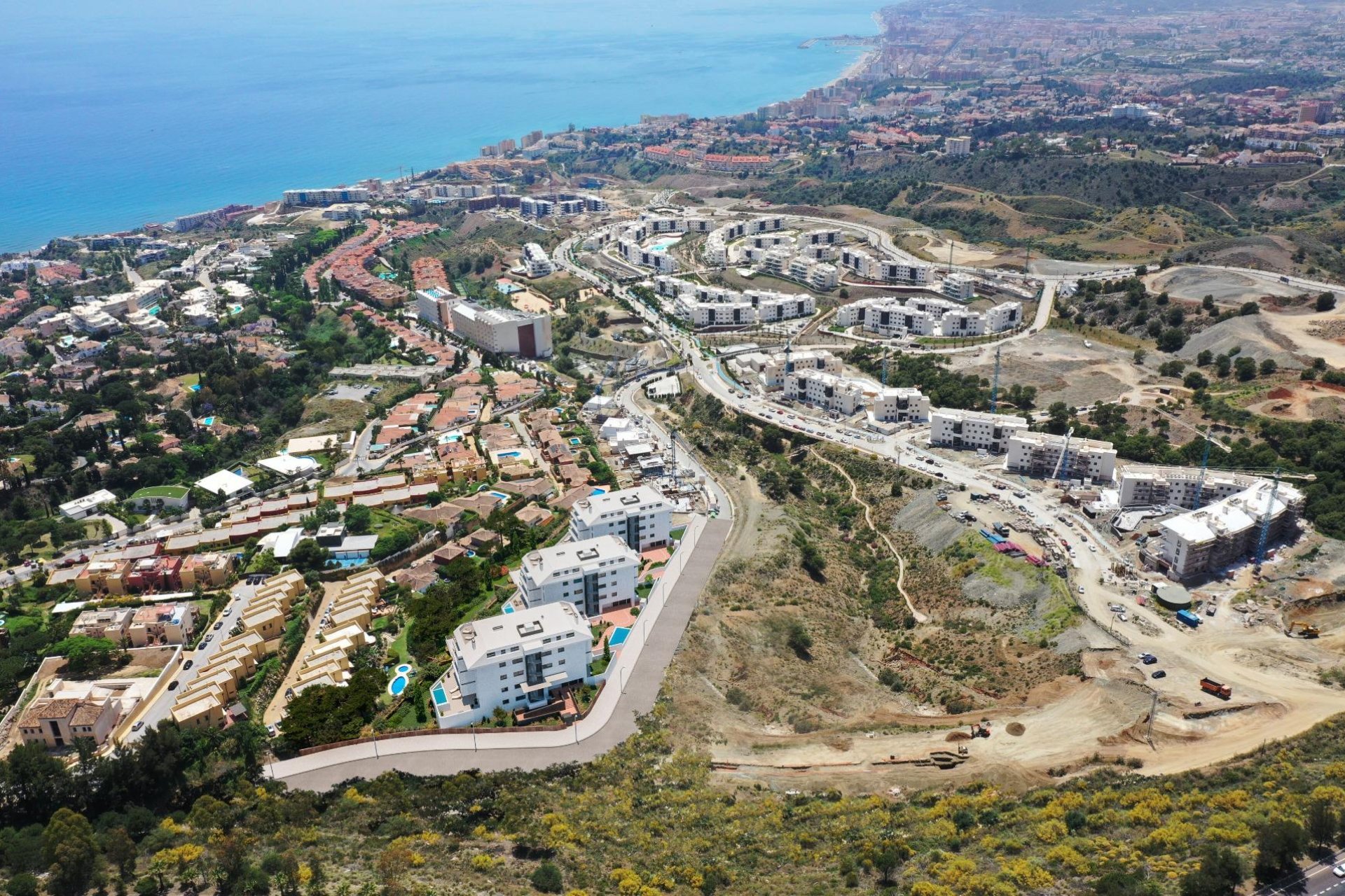 Obra nueva - Apartamento -
Fuengirola - Higueron