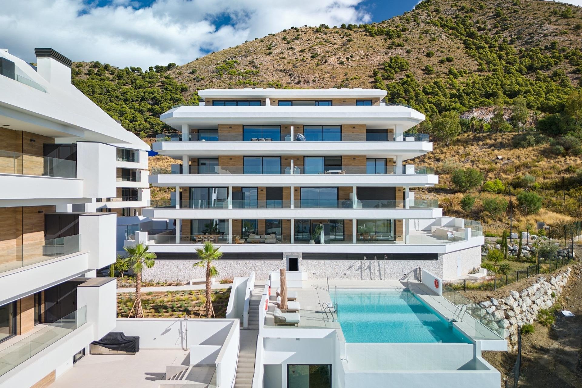 Obra nueva - Apartamento -
Fuengirola - Higueron
