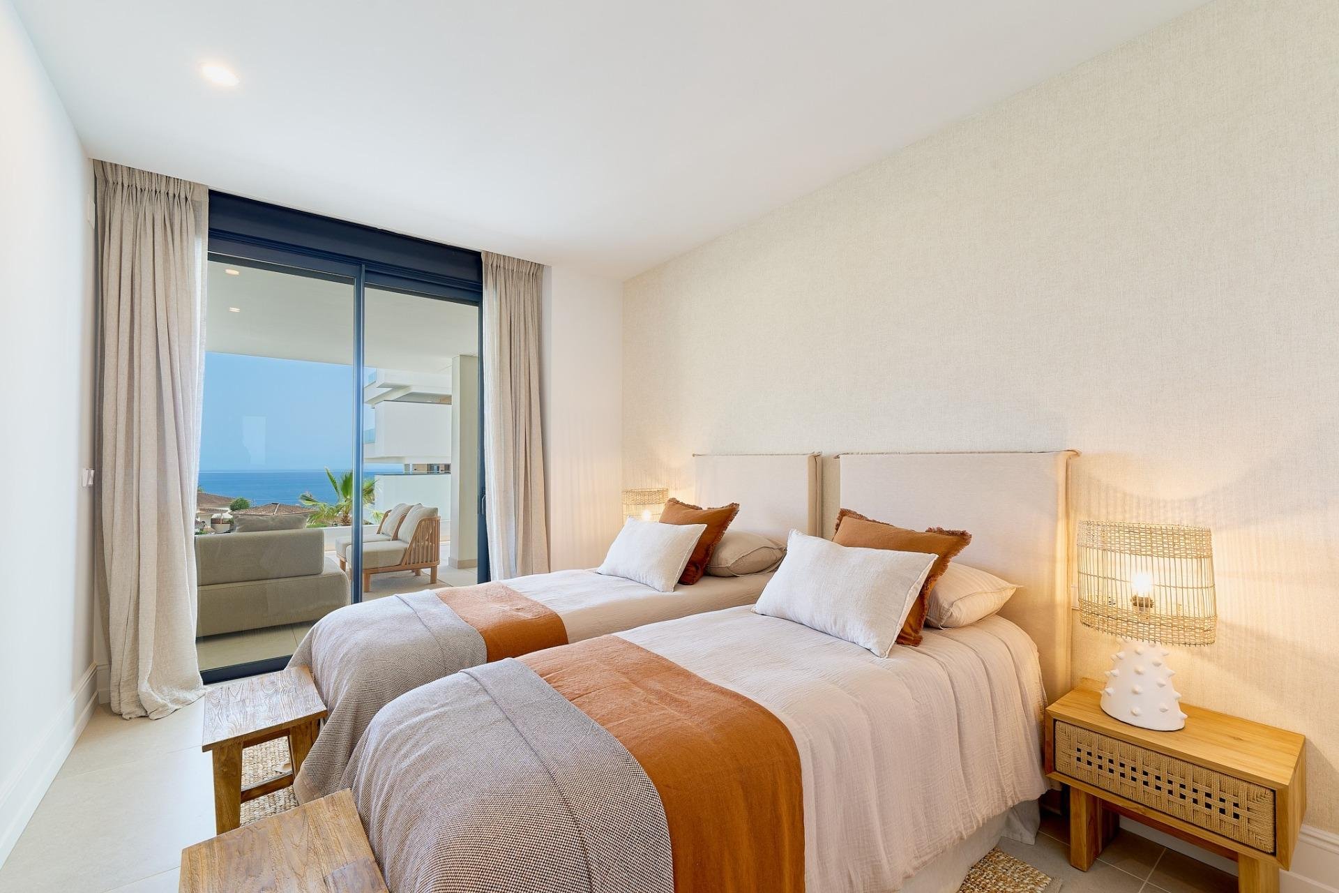 Obra nueva - Apartamento -
Fuengirola - Higueron