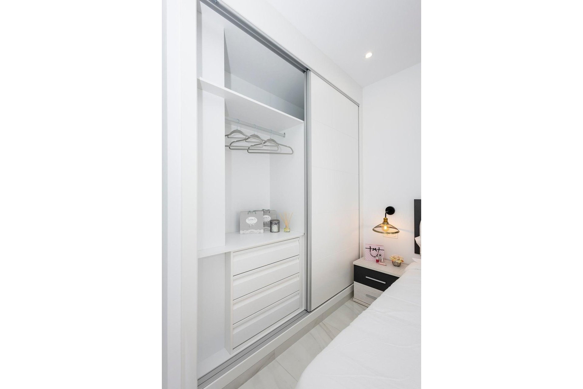 Obra nueva - Apartamento -
Jacarilla - pueblo