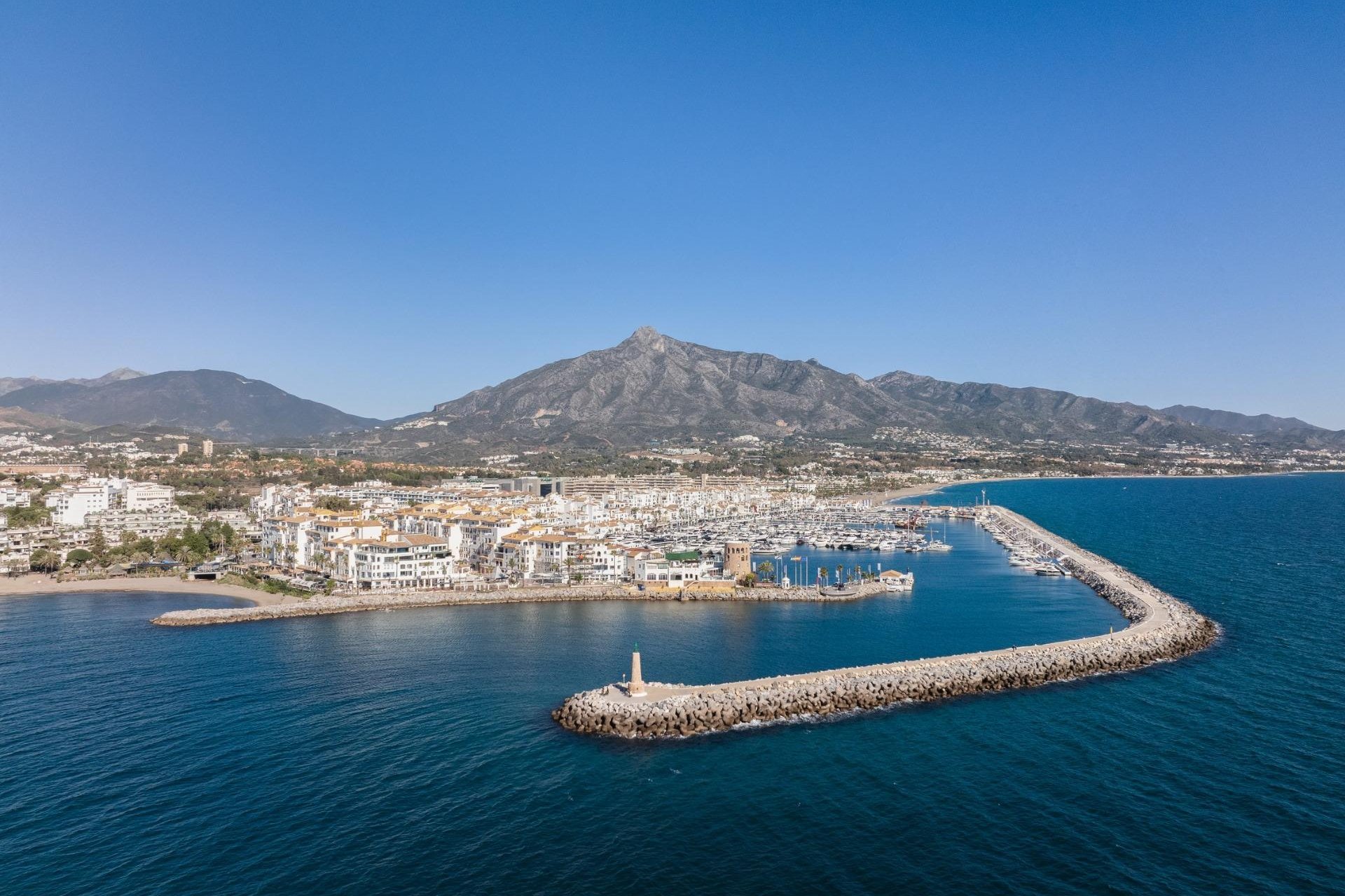 Obra nueva - Apartamento -
Marbella - Nueva Andalucia