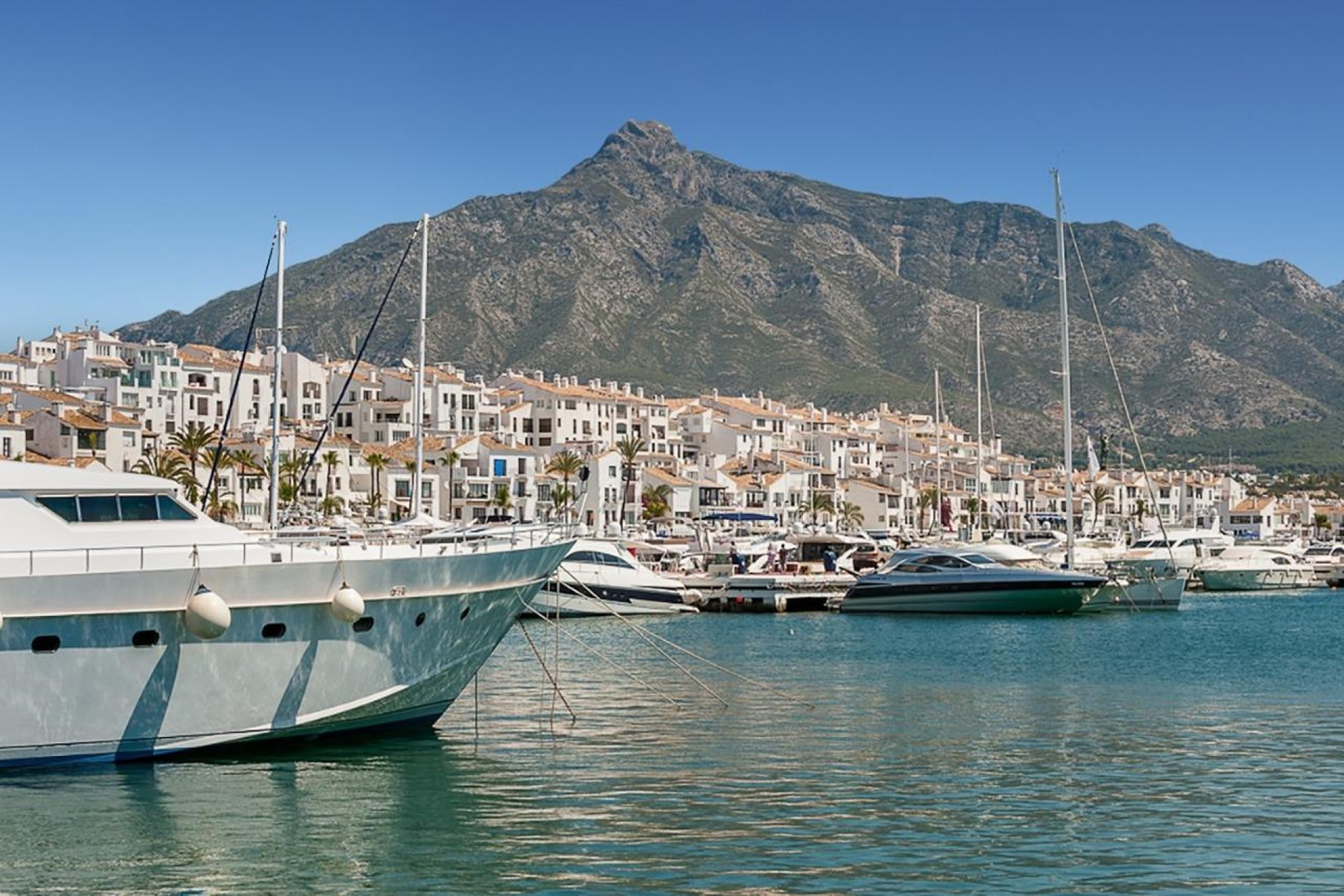 Obra nueva - Apartamento -
Marbella - San Pedro