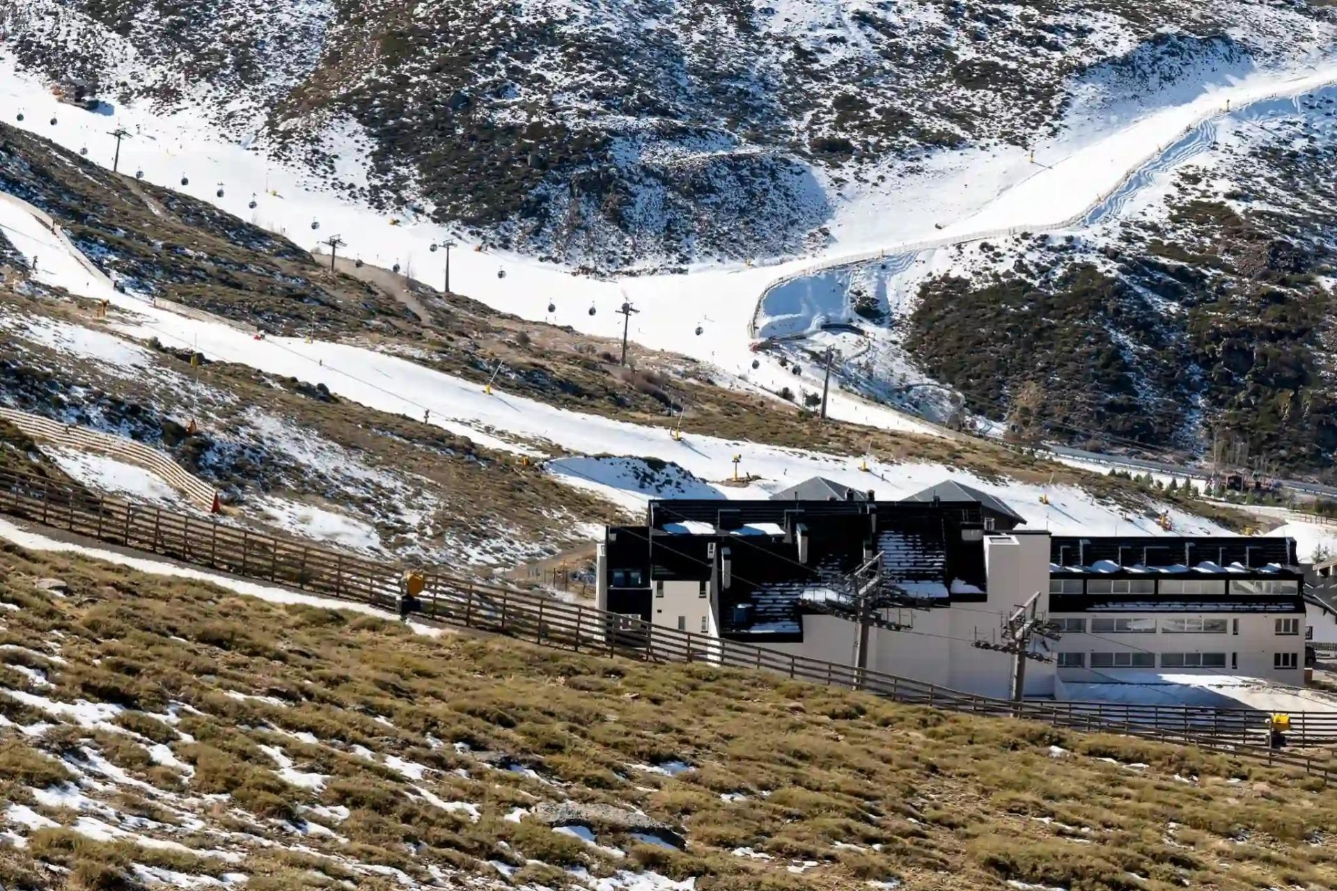 Obra nueva - Apartamento -
Monachil - Sierra Nevada Ski