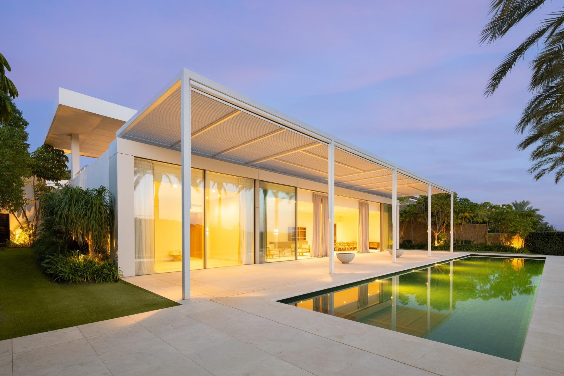 Obra nueva - Villa -
Casares - Pedregales