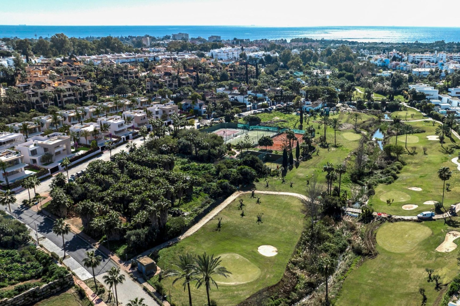 Obra nueva - Villa -
Estepona - Atalaya del Golf