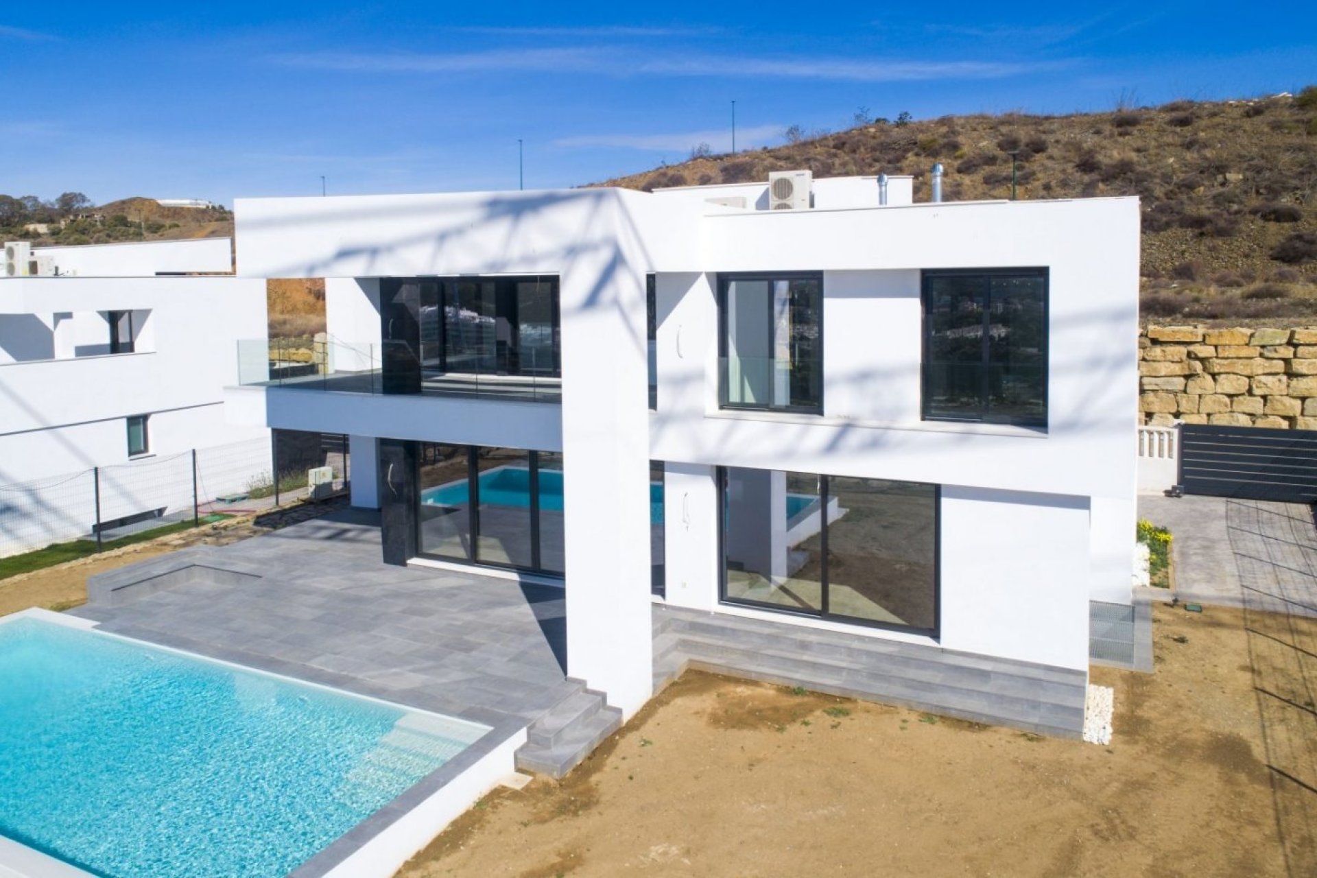 Obra nueva - Villa -
Málaga - Limonar