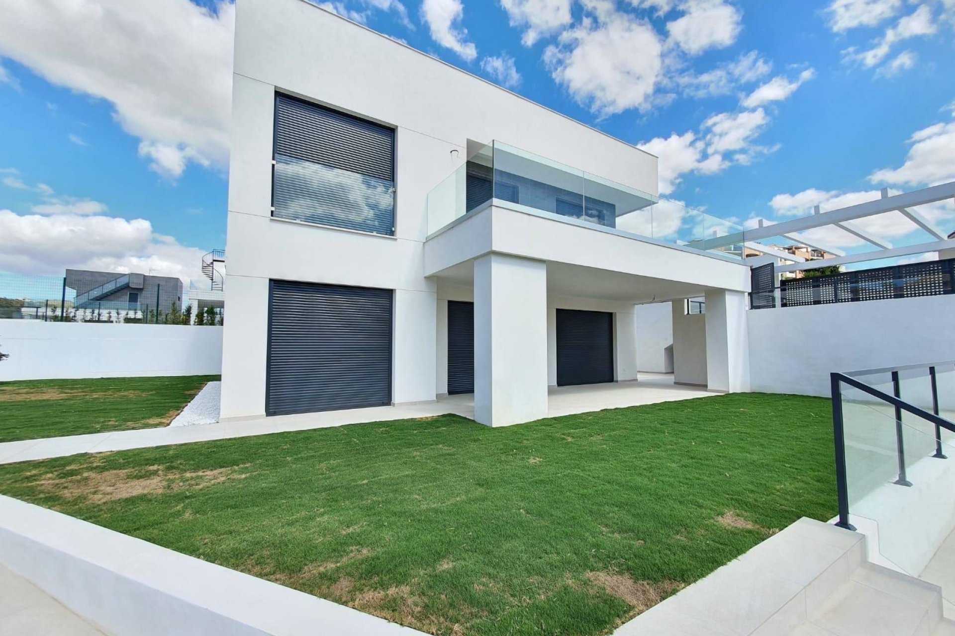 Obra nueva - Villa -
Manilva - La Duquesa