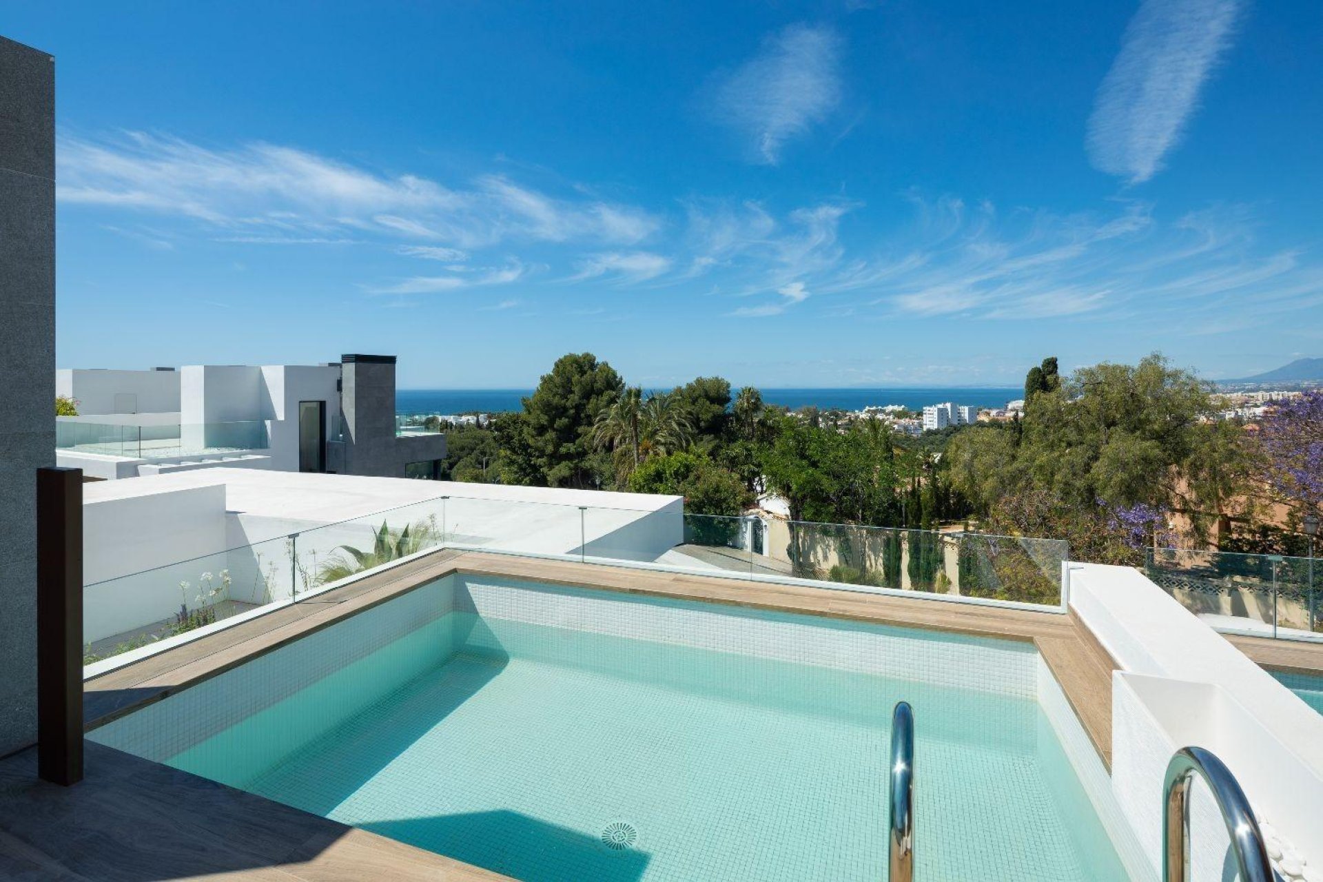 Obra nueva - Villa -
Marbella - Rio Real Golf