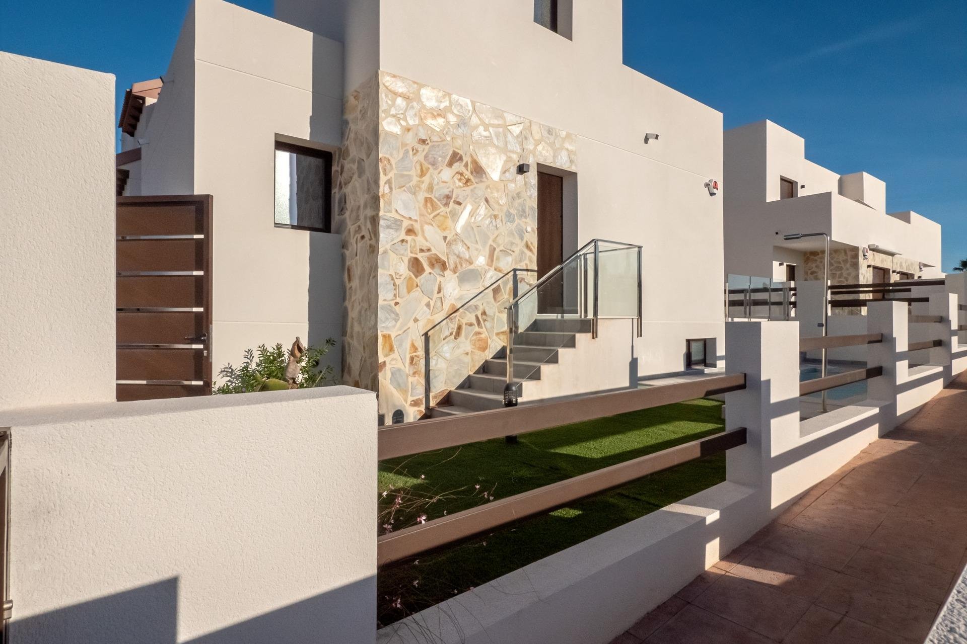 Obra nueva - Villa -
Orihuela Costa - PAU 8
