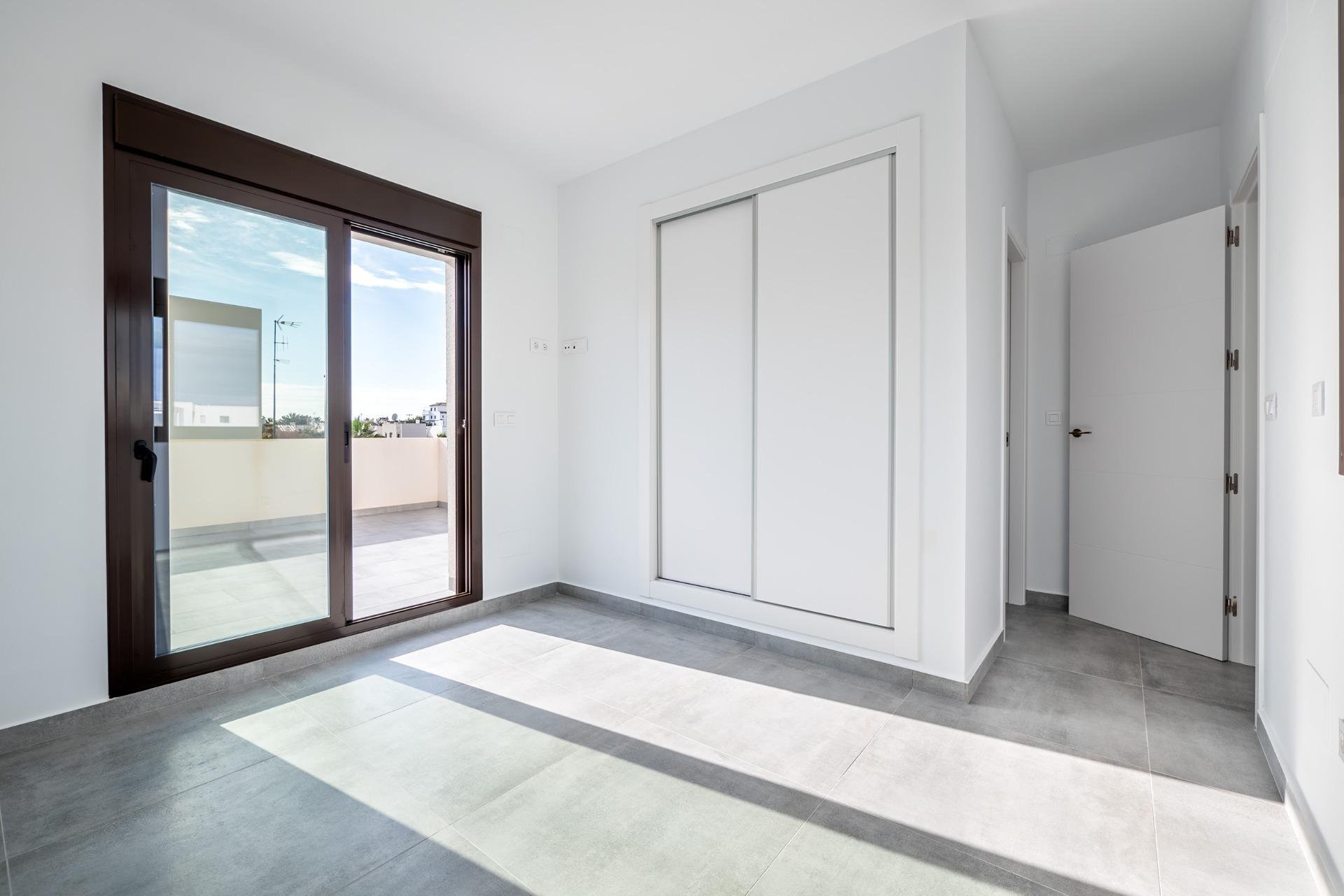 Obra nueva - Villa -
Orihuela Costa - PAU 8
