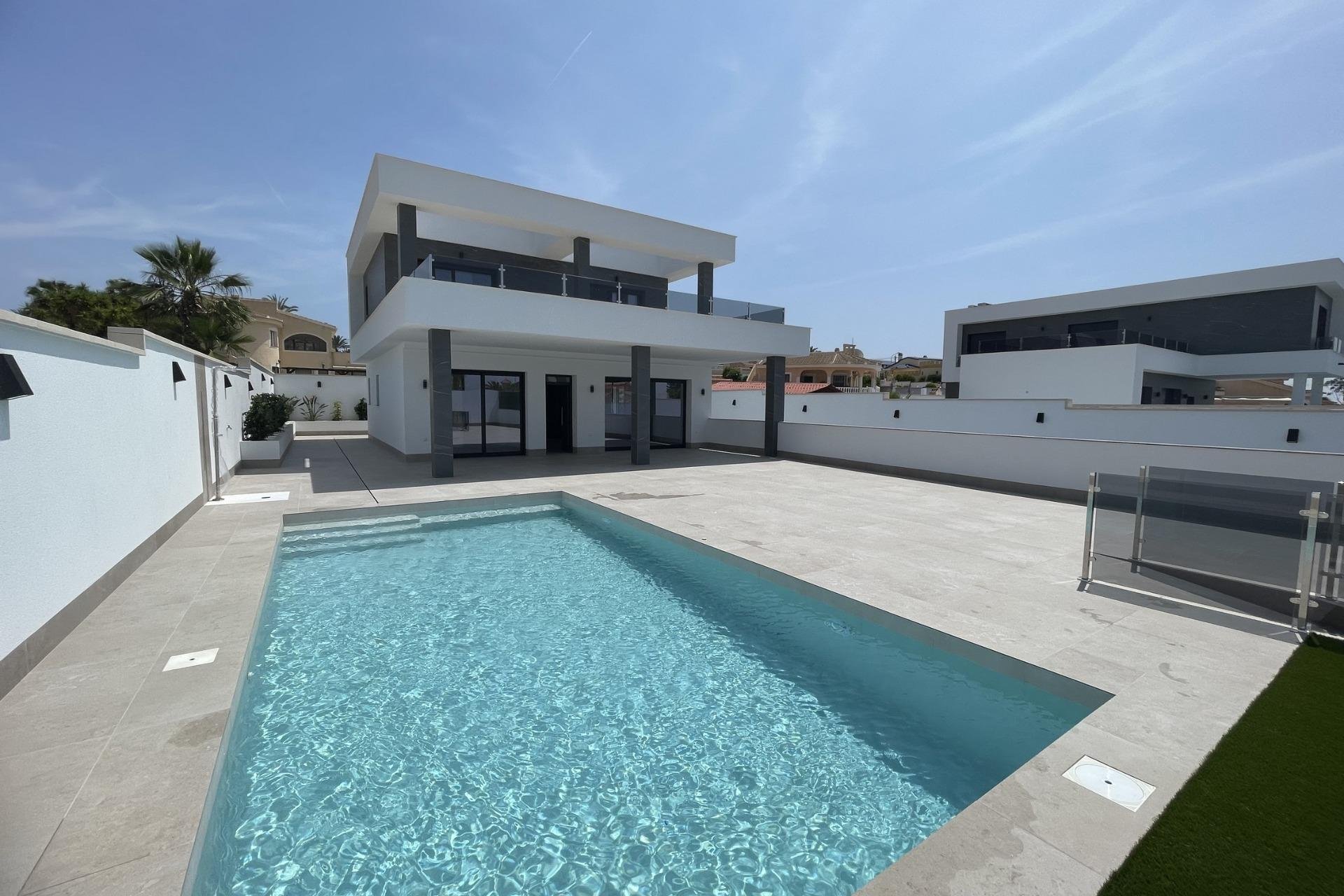 Obra nueva - Villa -
Rojales - Ciudad Quesada
