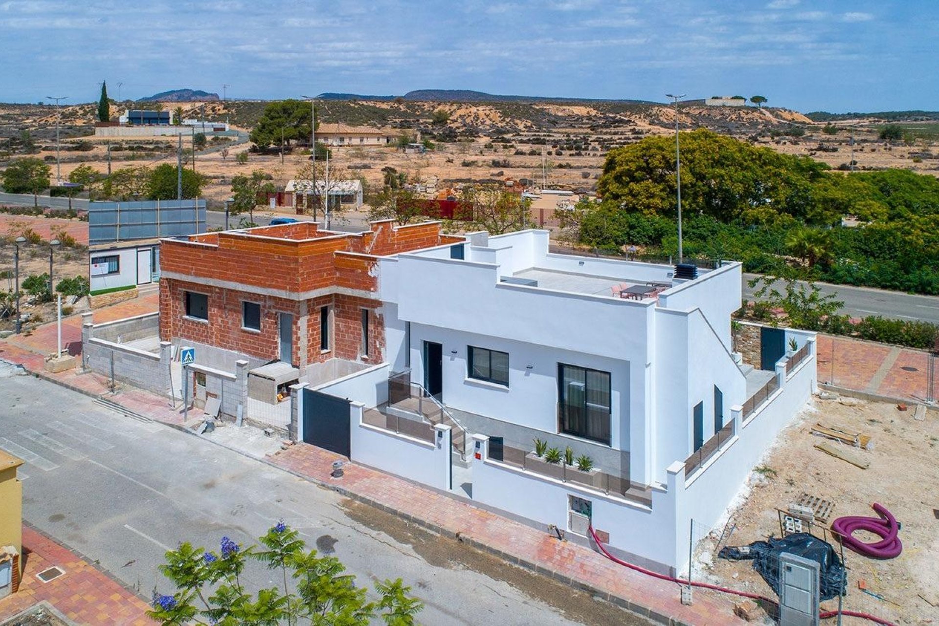 Obra nueva - Villa -
Sucina