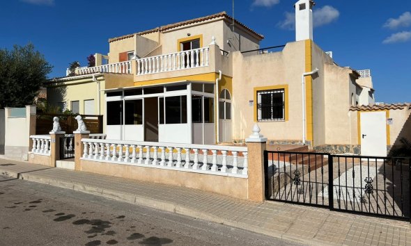 Quad House - Revânzare - Orihuela Costa -
                Costa Blanca