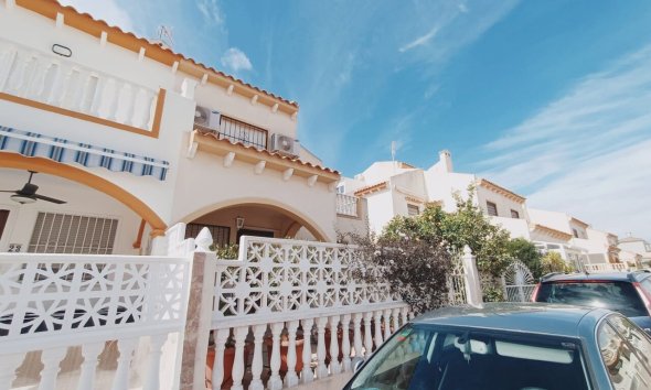 Quad Villa - Resale - Playa Flamenca -
                Costa Blanca