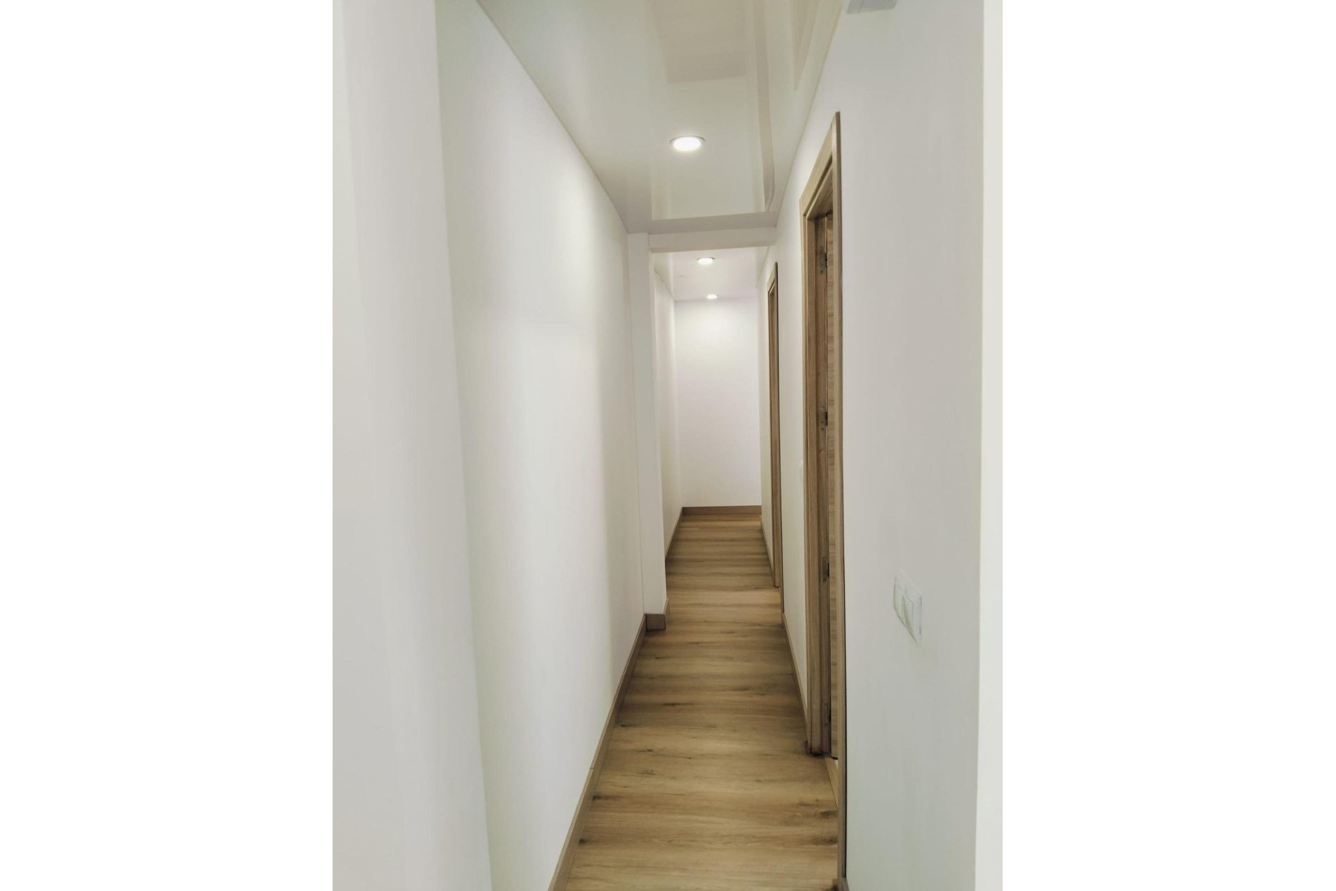 Resale - Apartment -
Alicante - Altozano