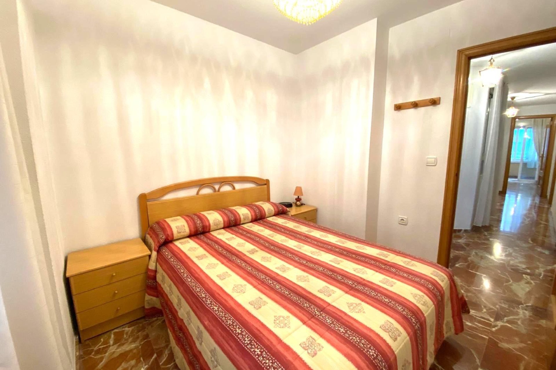 Resale - Apartment -
Alicante - Costa Blanca