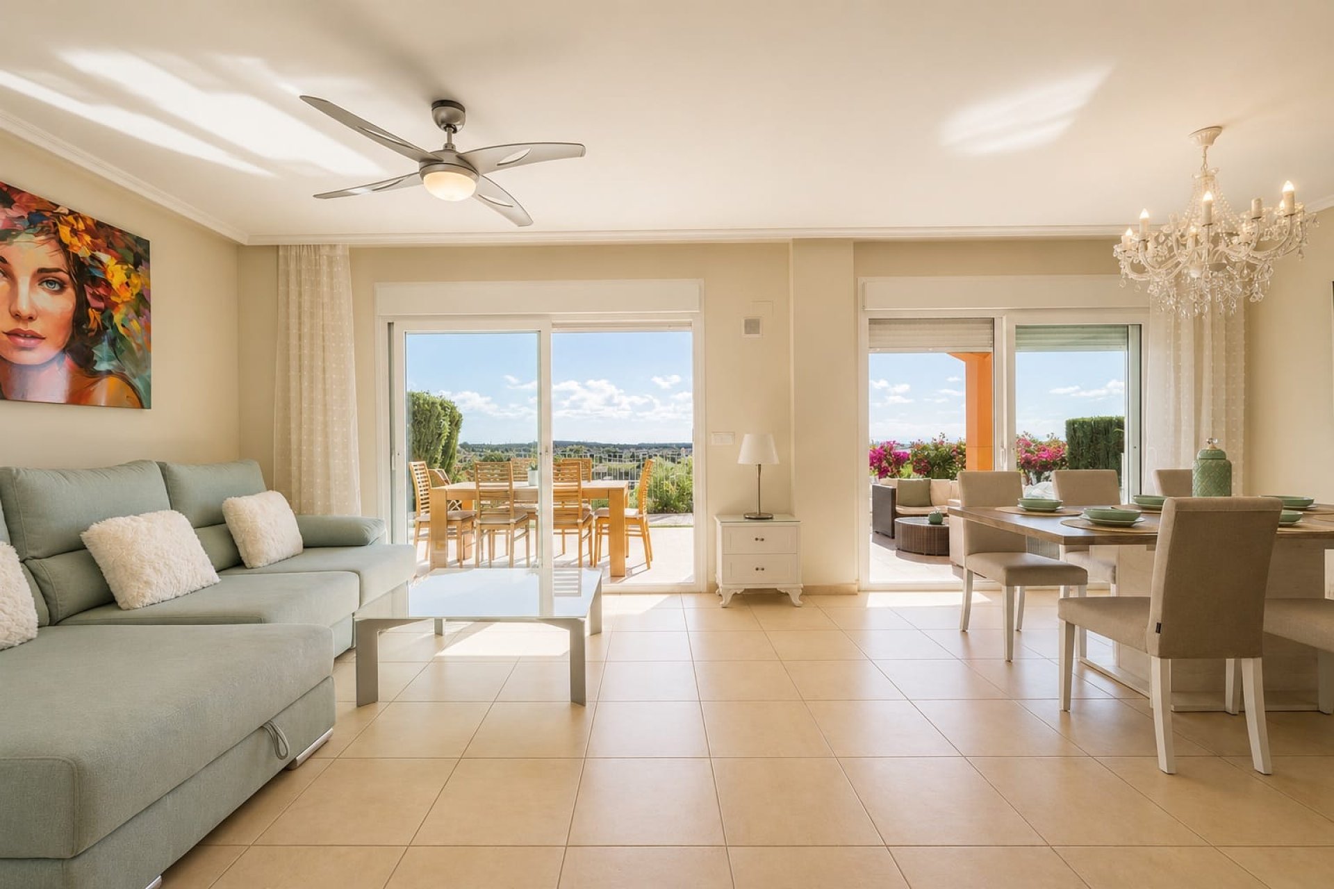 Resale - Apartment -
Altaona Golf and Country Club - Inland