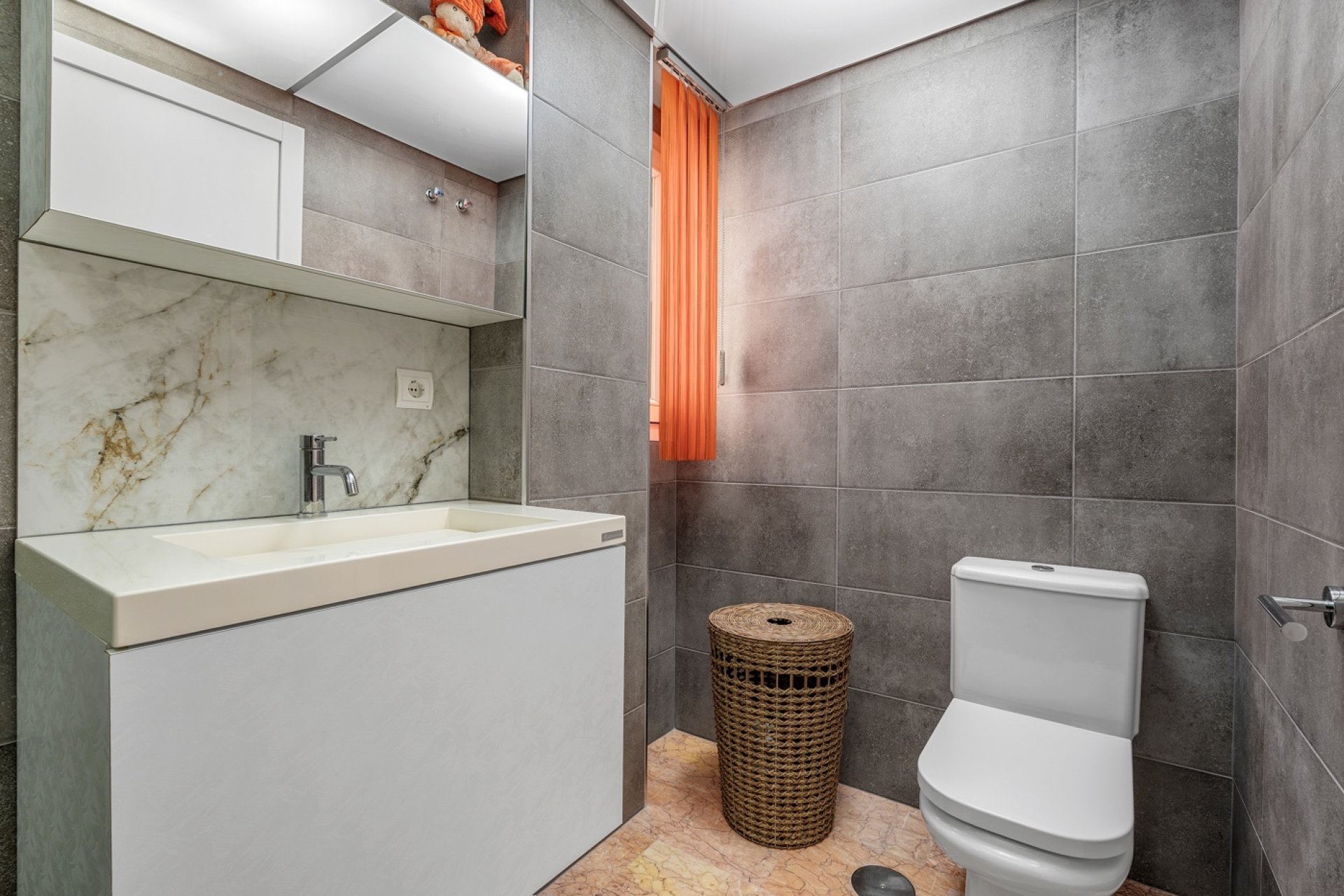 Resale - Apartment -
Altea - Costa Blanca