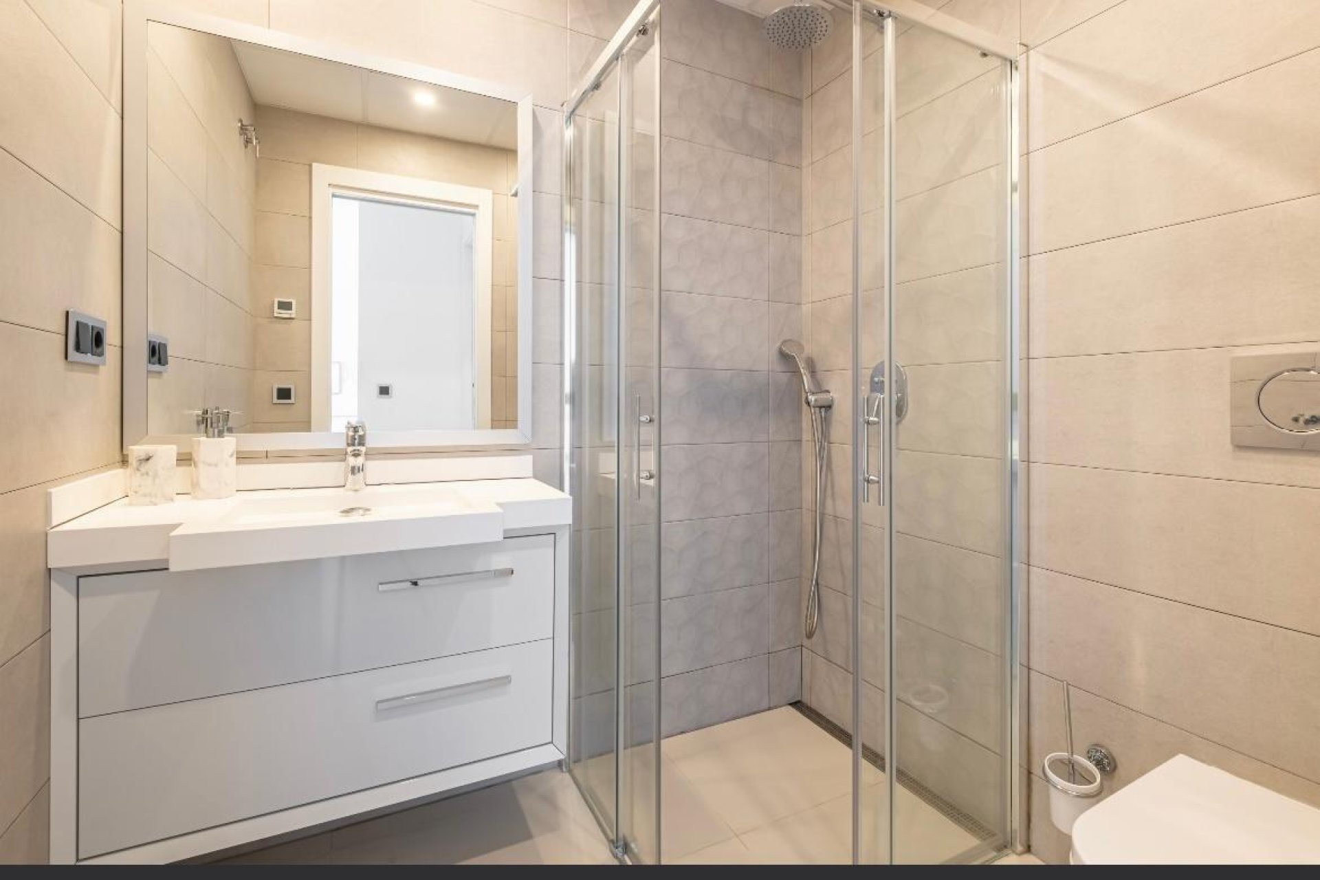 Resale - Apartment -
Benidorm - Playa de Poniente