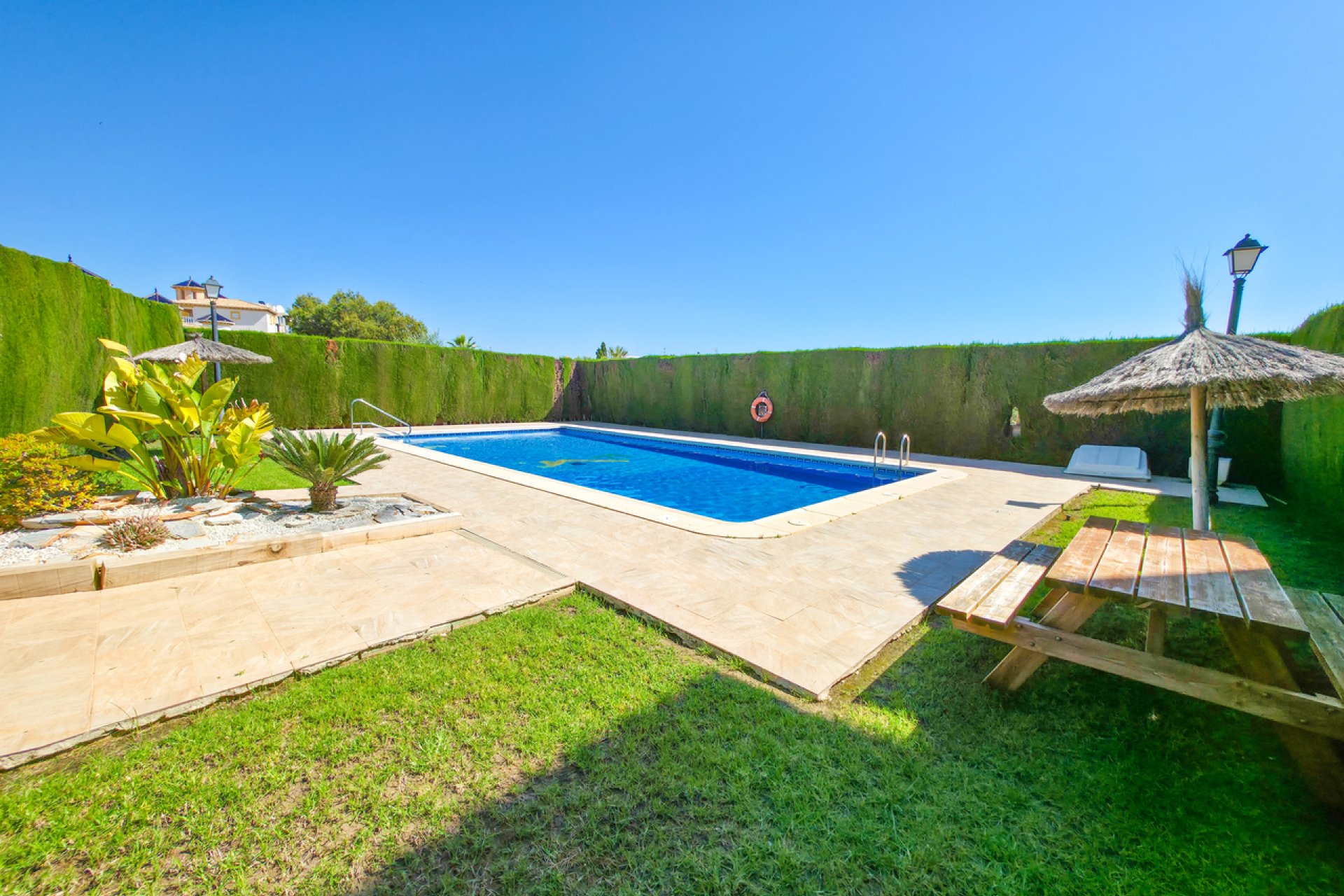 Resale - Apartment -
Cabo Roig - Costa Blanca