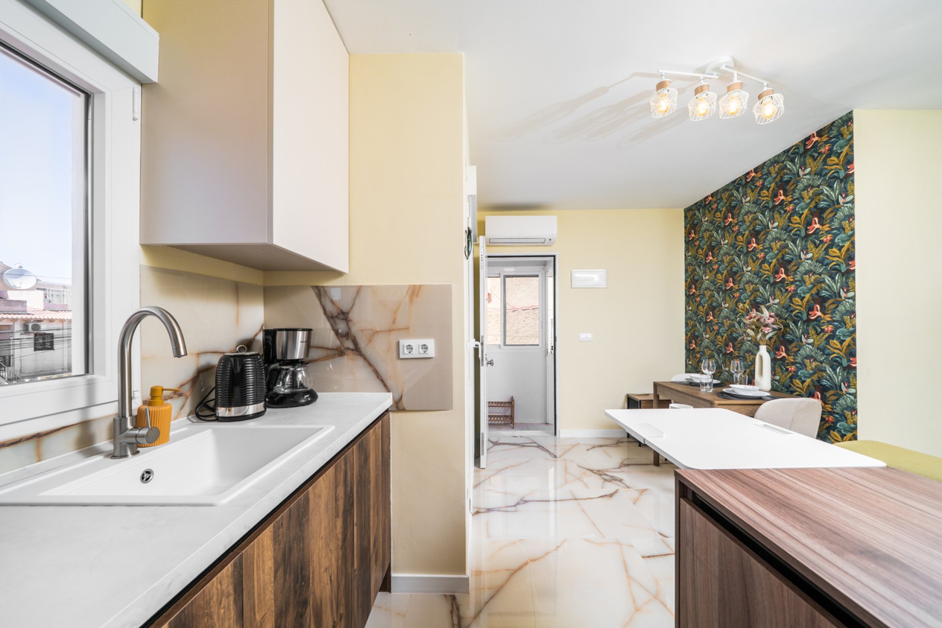 Resale - Apartment -
El Chaparral - Costa Blanca
