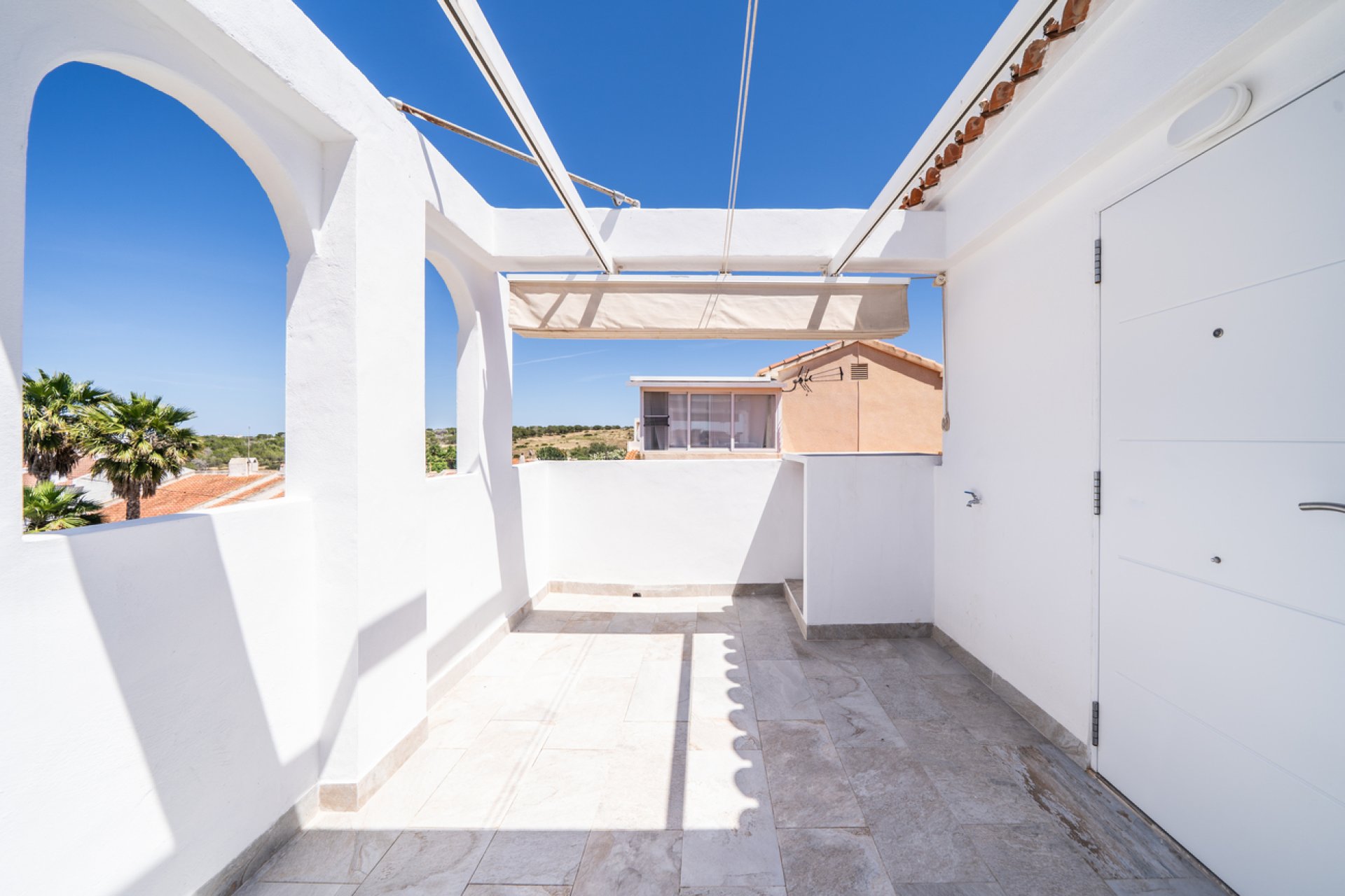 Resale - Apartment -
El Chaparral - Costa Blanca
