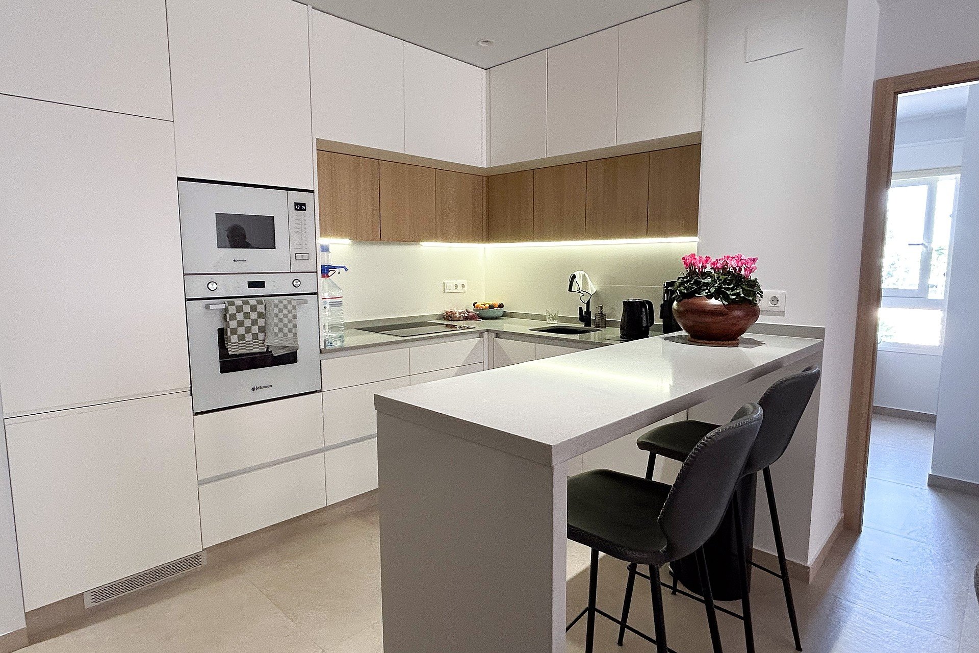 Resale - Apartment -
El Raso - Costa Blanca