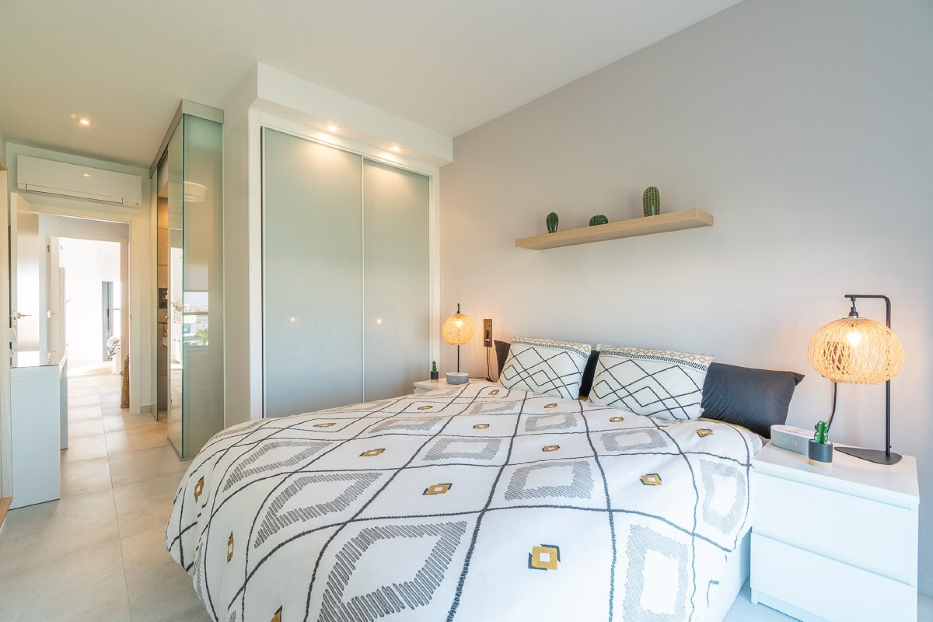 Resale - Apartment -
El Raso - Costa Blanca