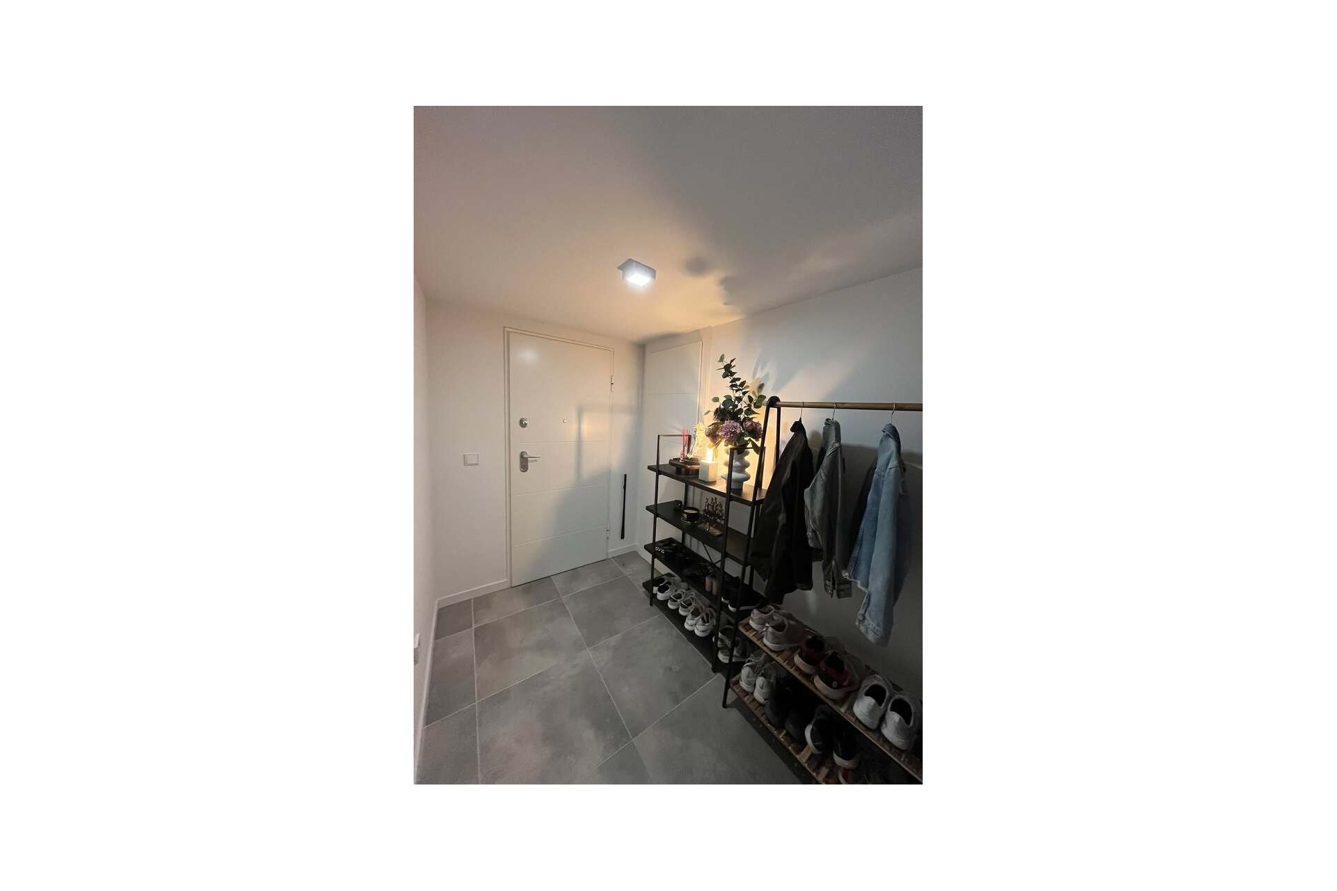 Resale - Apartment -
Finestrat