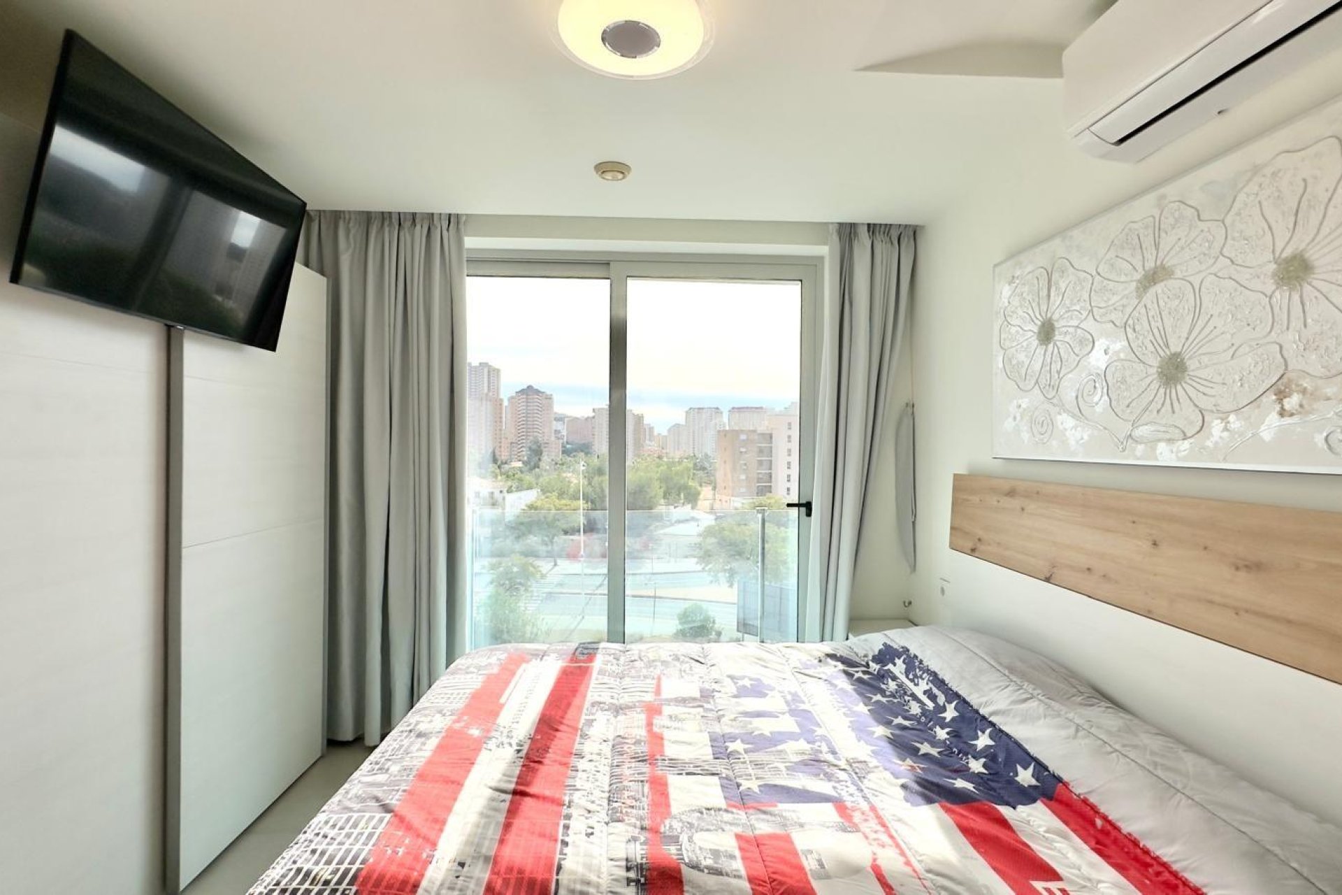 Resale - Apartment -
Finestrat