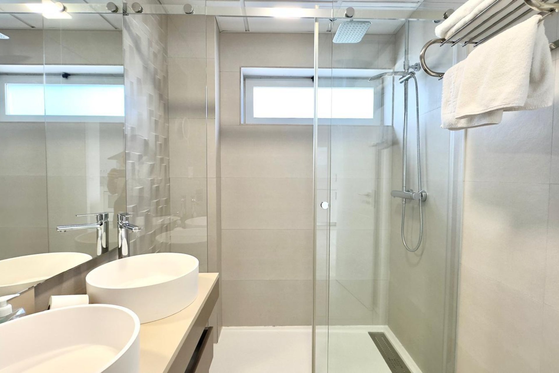 Resale - Apartment -
Finestrat