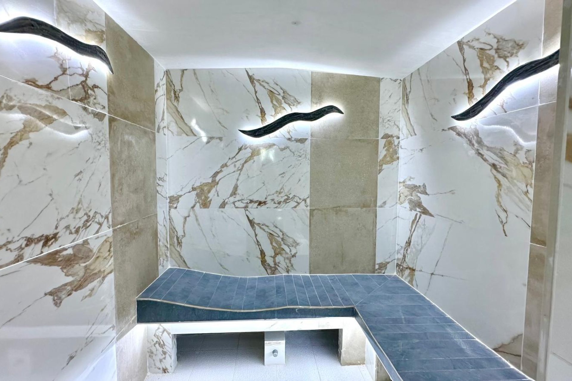 Resale - Apartment -
Finestrat