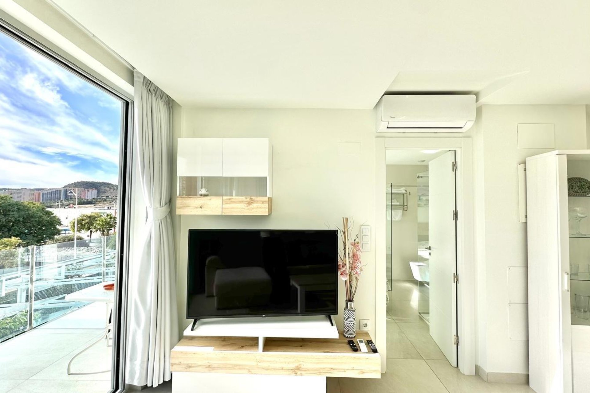 Resale - Apartment -
Finestrat