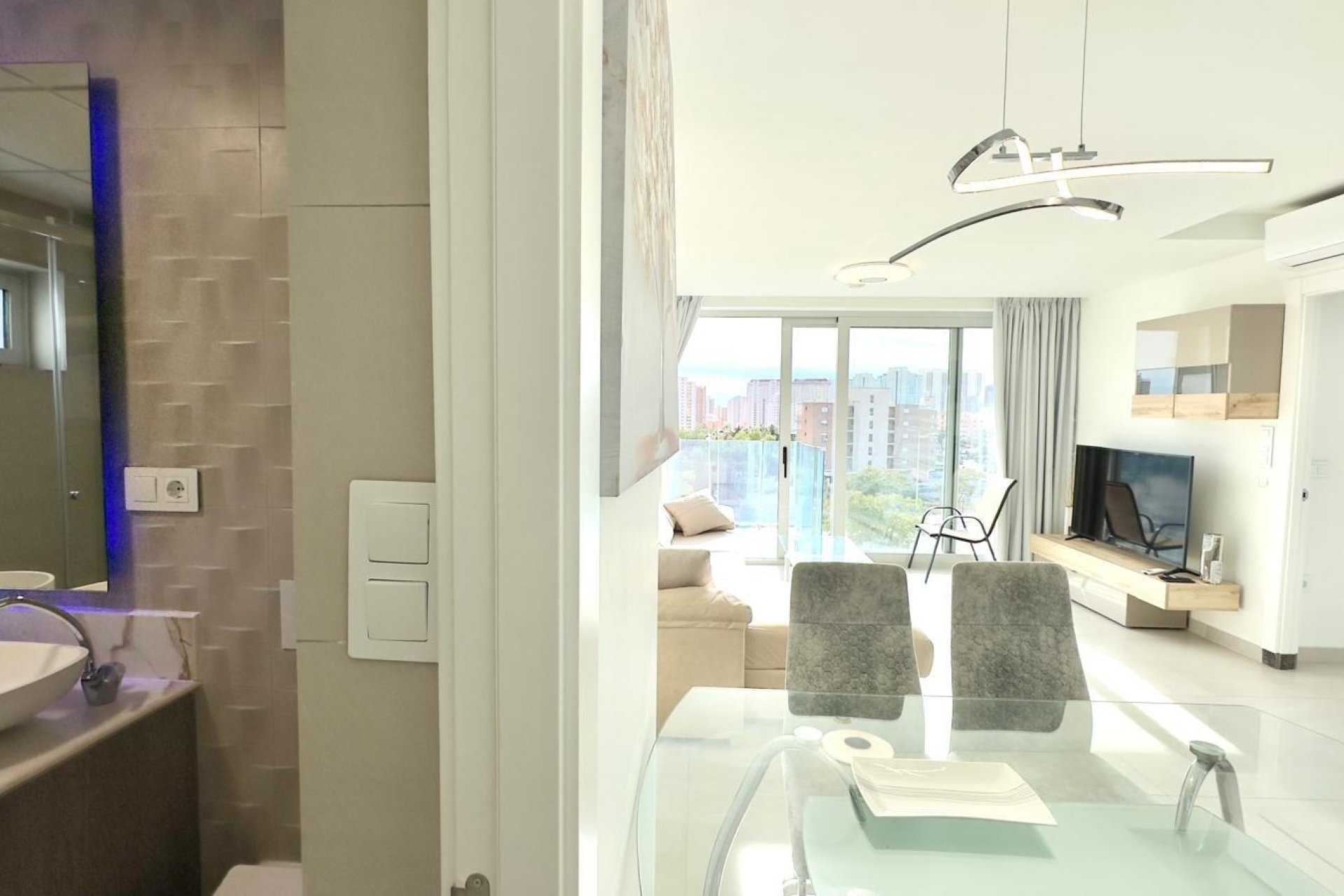 Resale - Apartment -
Finestrat