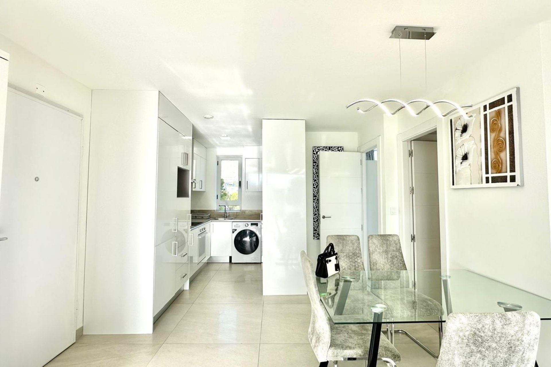 Resale - Apartment -
Finestrat