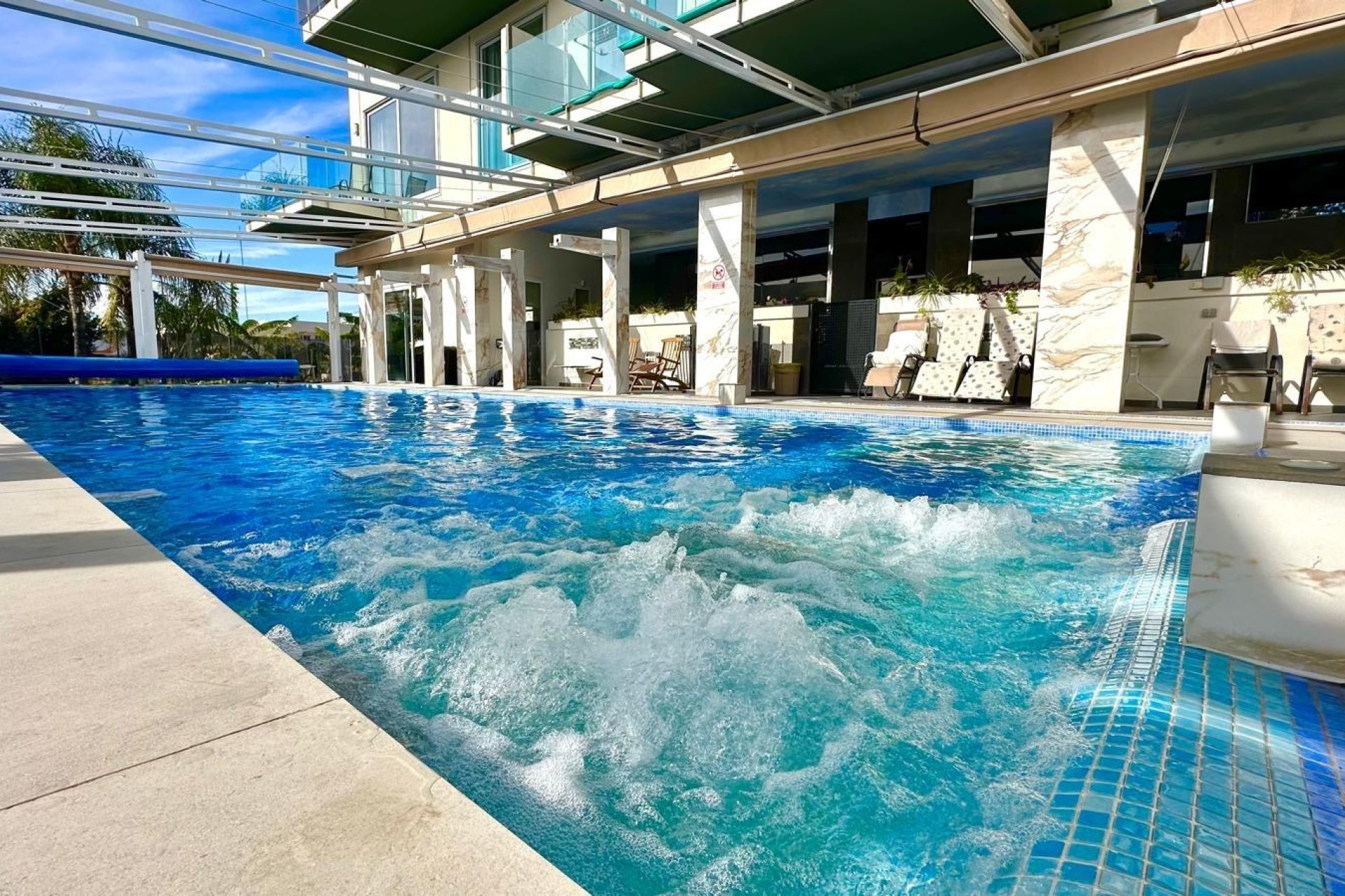 Resale - Apartment -
Finestrat