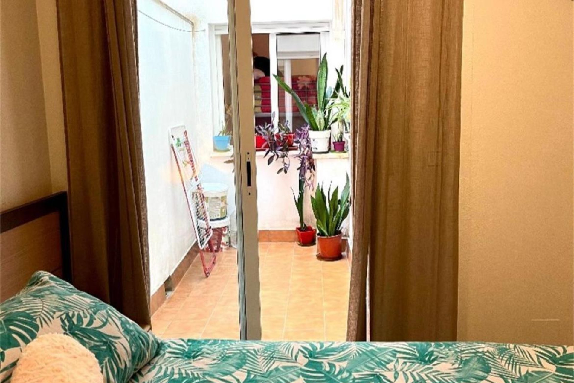 Resale - Apartment -
Formentera del Segura