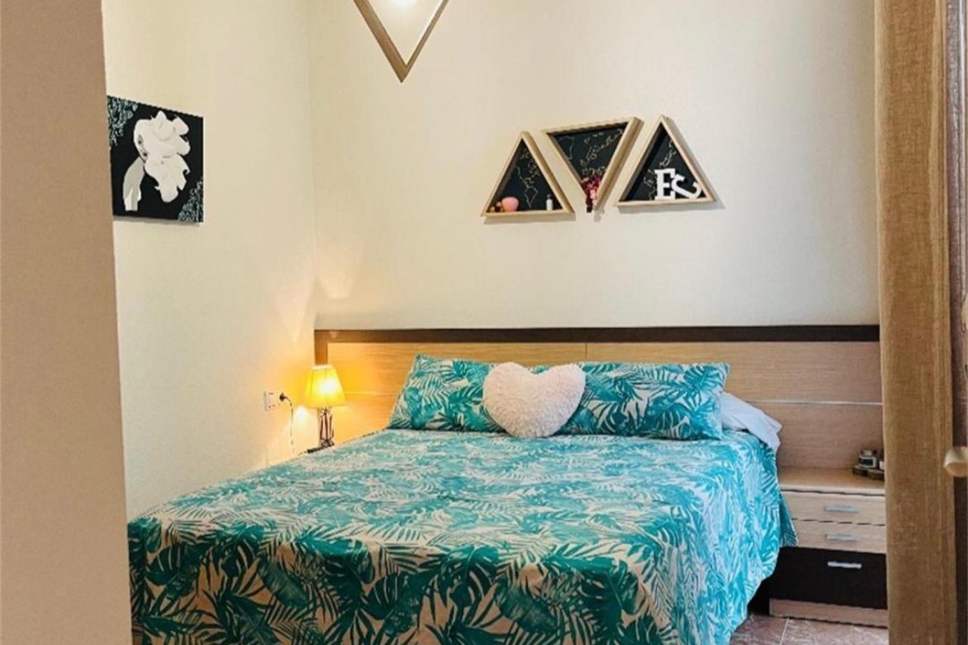 Resale - Apartment -
Formentera del Segura