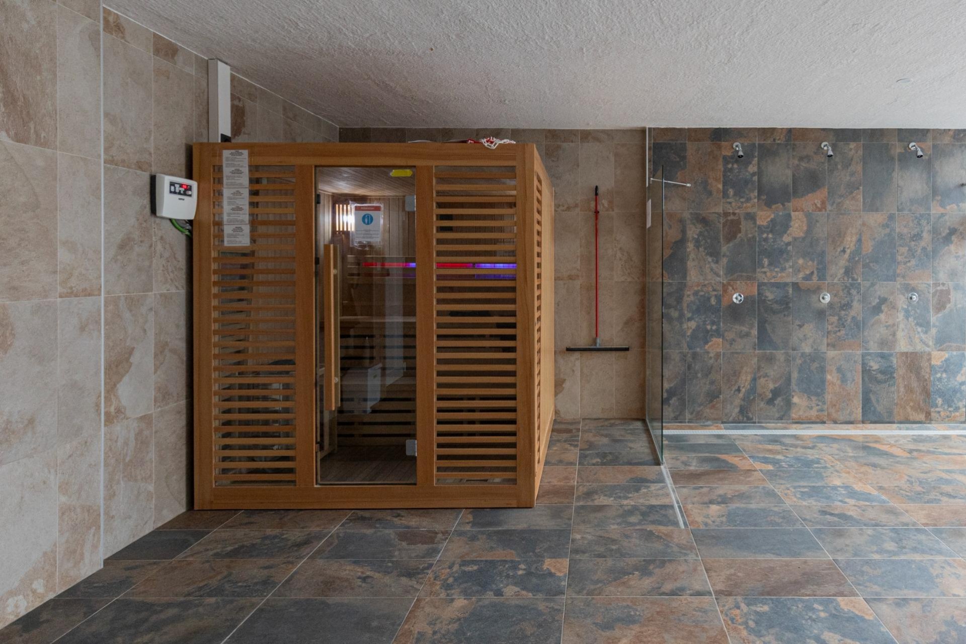 Resale - Apartment -
Guardamar del Segura - El Raso