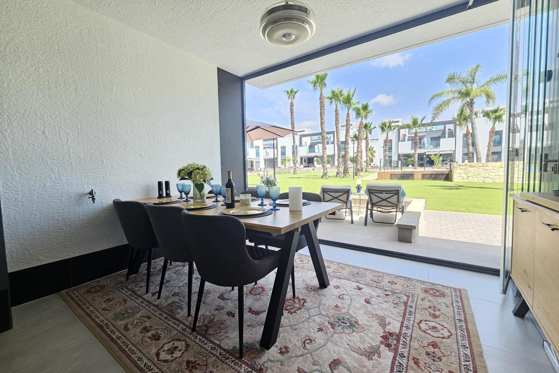 Resale - Apartment -
Guardamar del Segura - El Raso