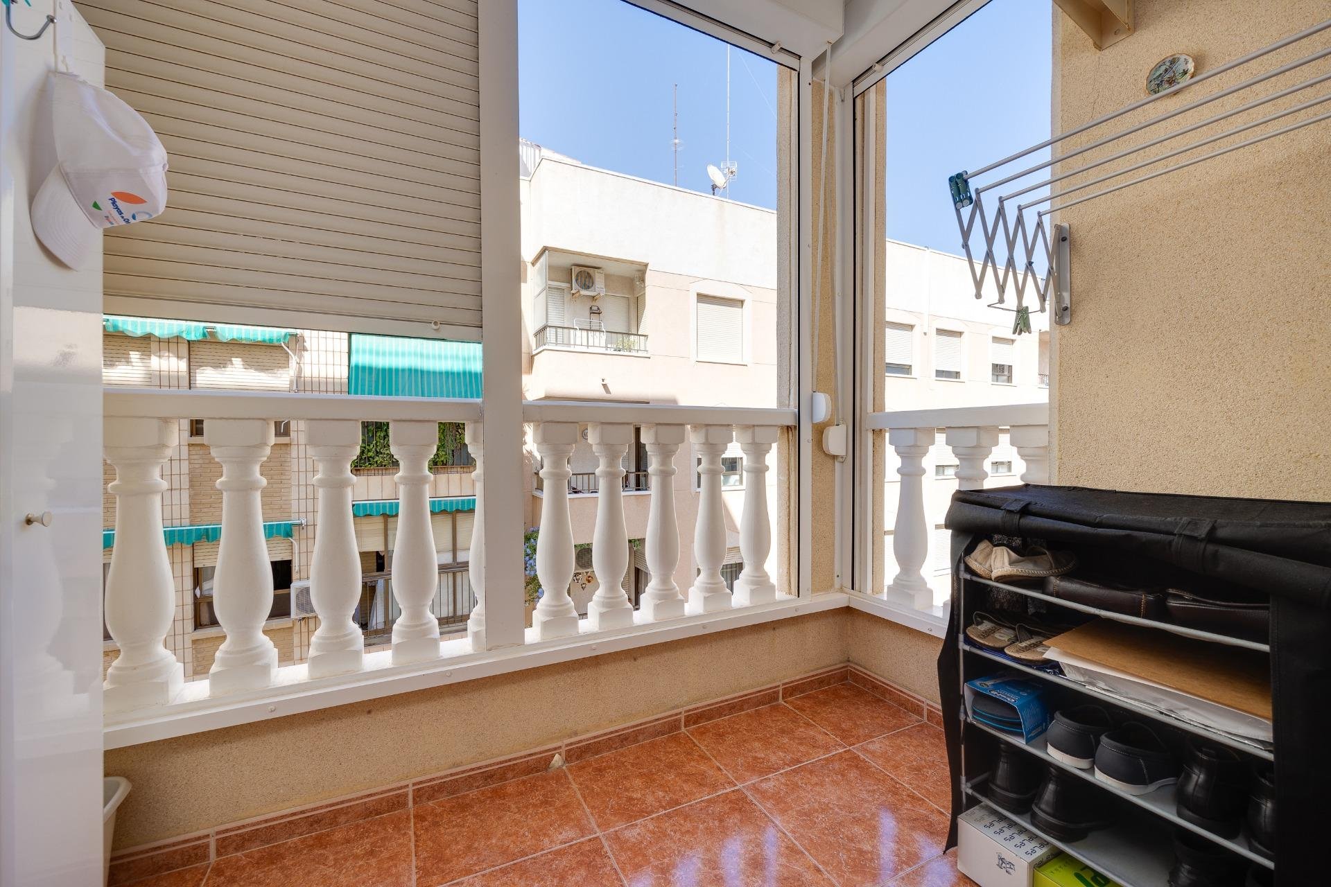 Resale - Apartment -
Guardamar del Segura - Pueblo