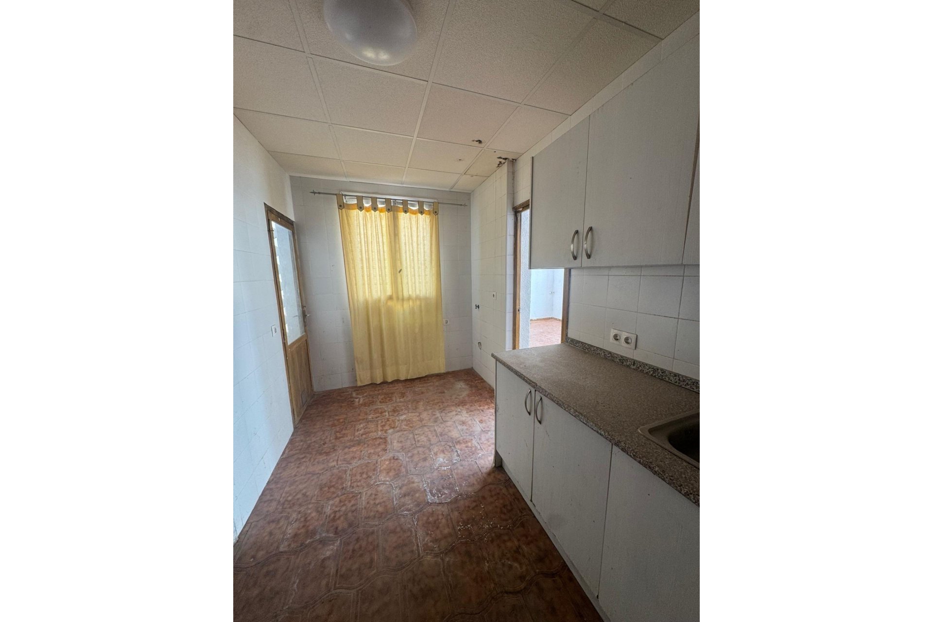 Resale - Apartment -
Guardamar del Segura