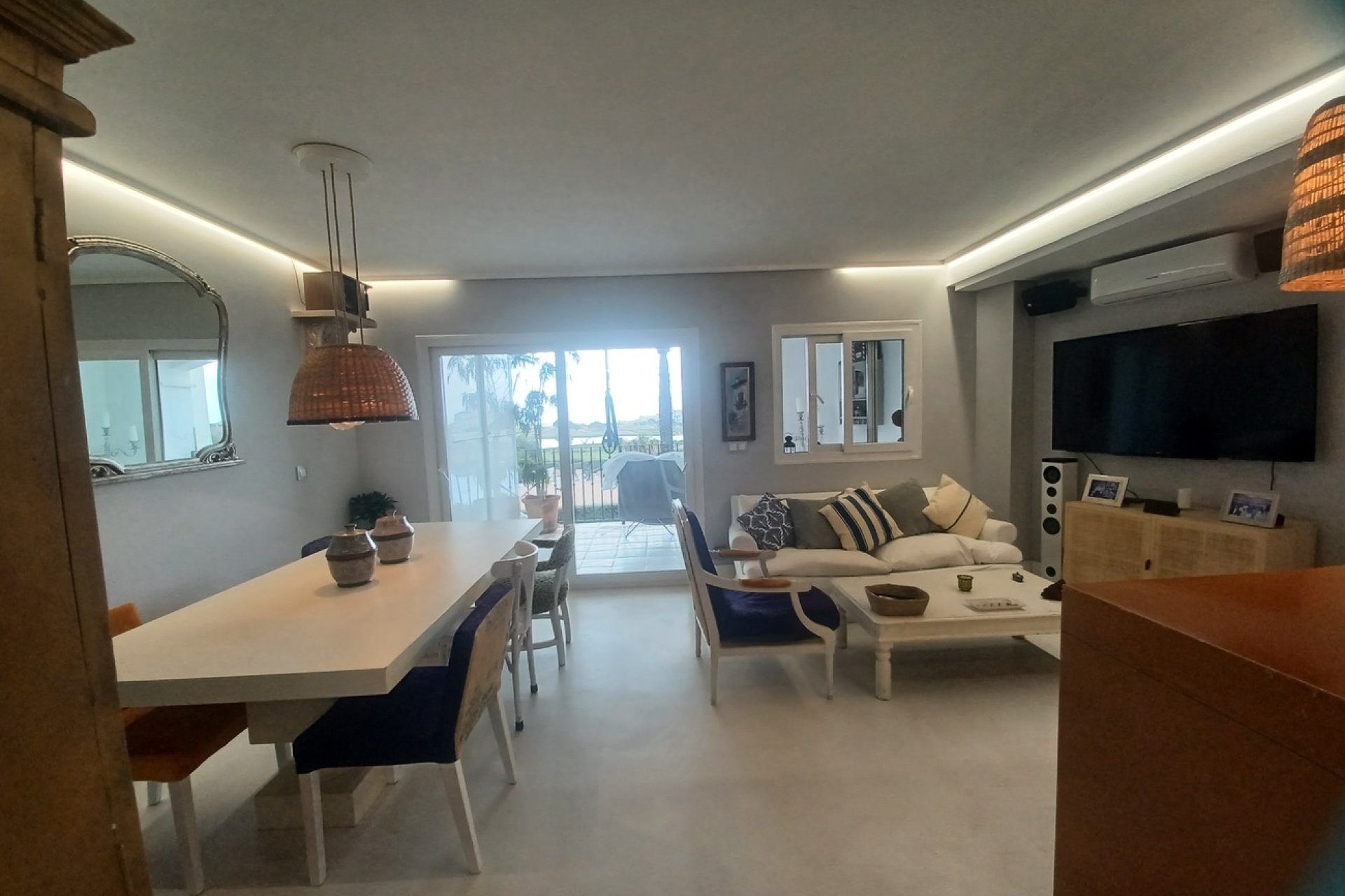 Resale - Apartment -
Hacienda Riquelme Golf Resort - Inland