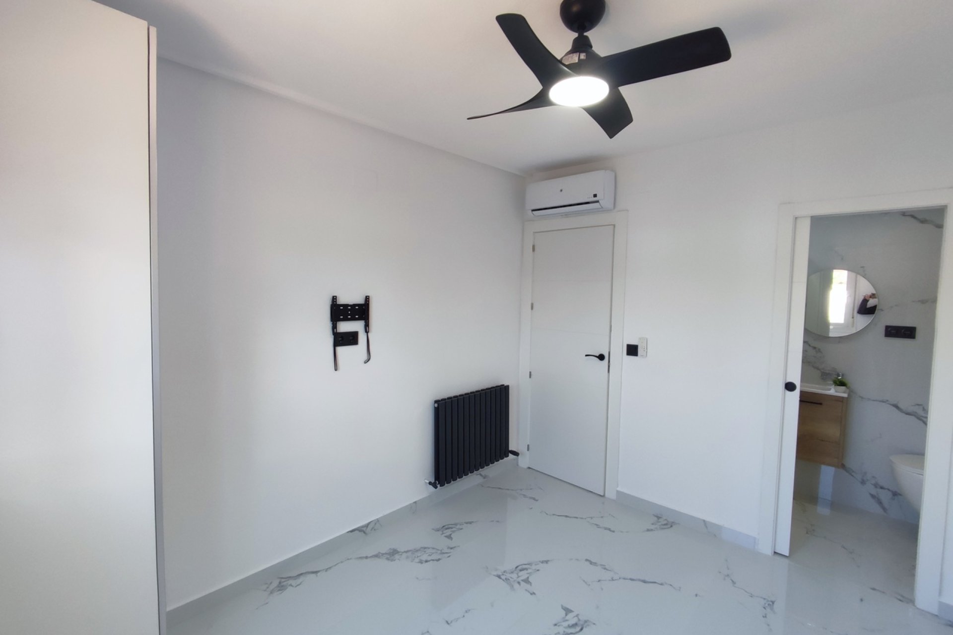 Resale - Apartment -
Hacienda Riquelme Golf Resort - Inland